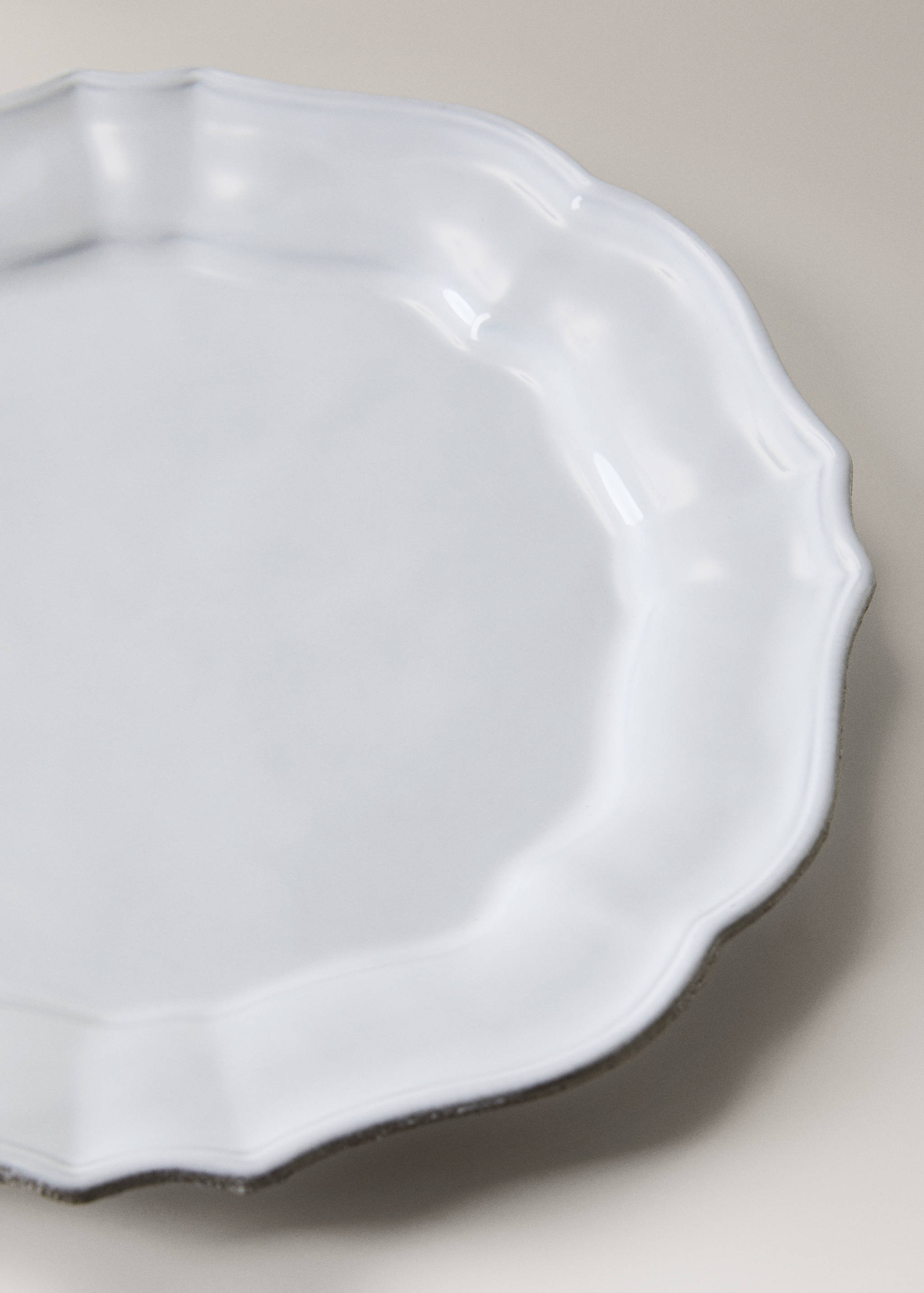 Flacher Teller aus recyceltem Gres - Detail des Artikels 1