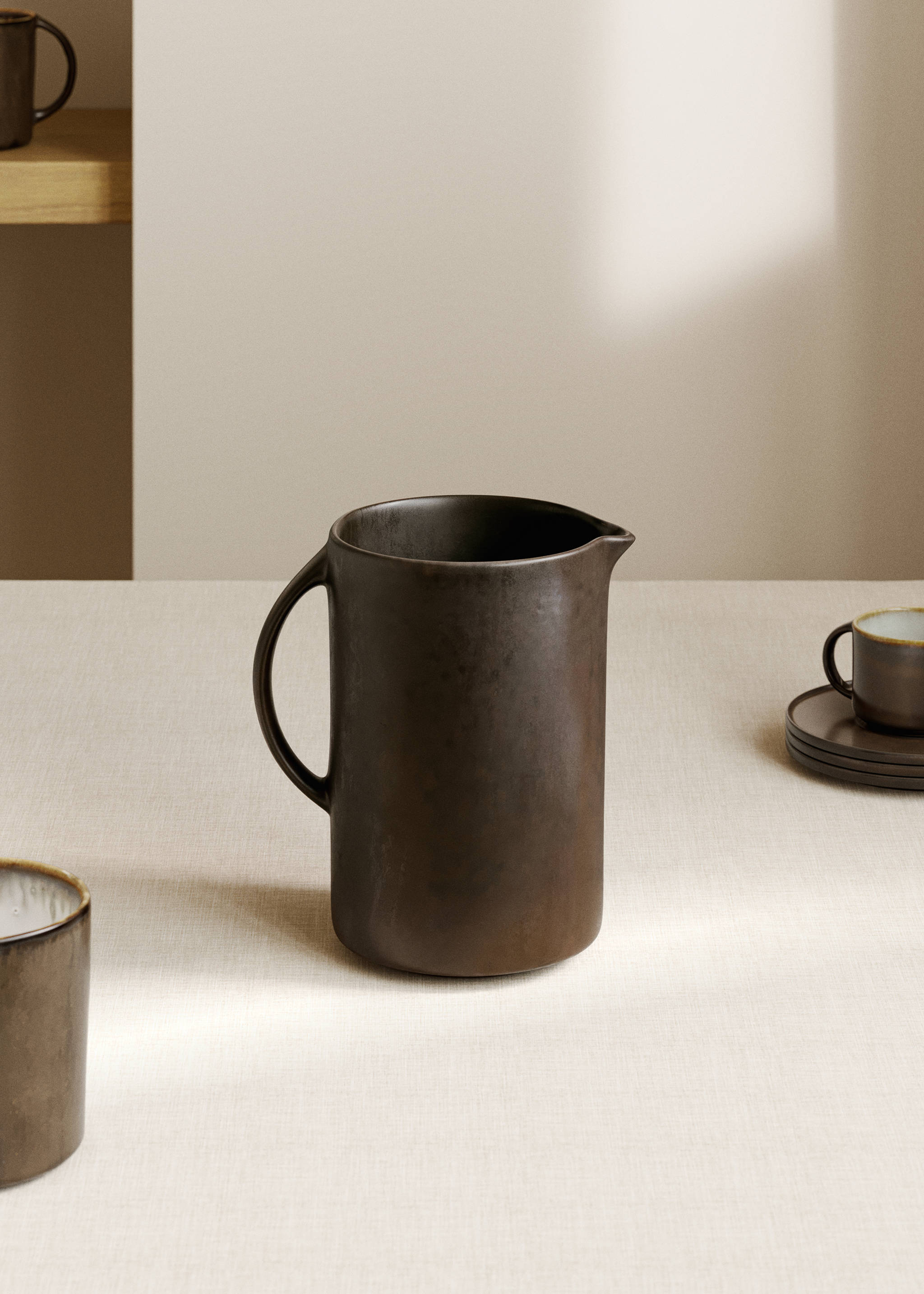 Matte stoneware jar - General plane