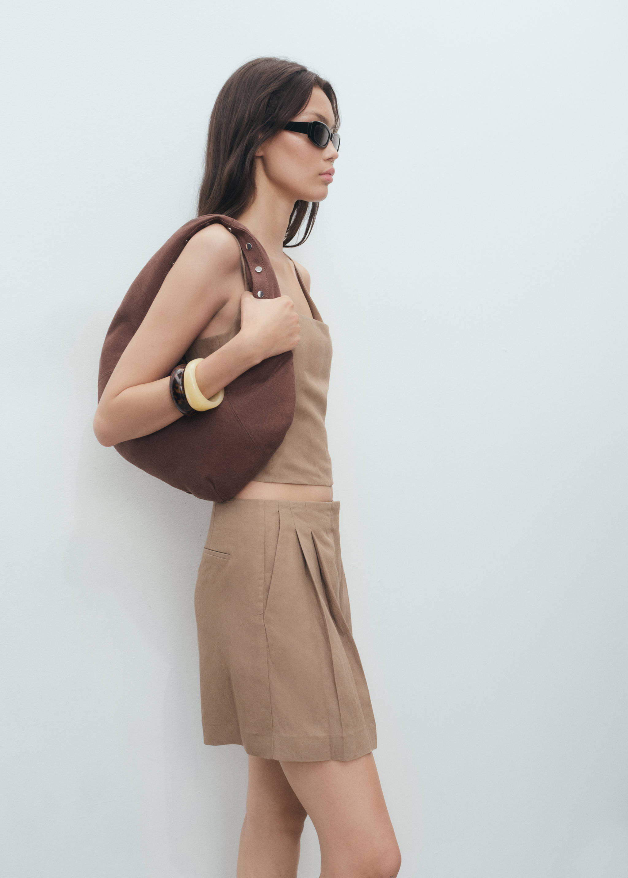 Linen-blend cross-back top - Details of the article 1