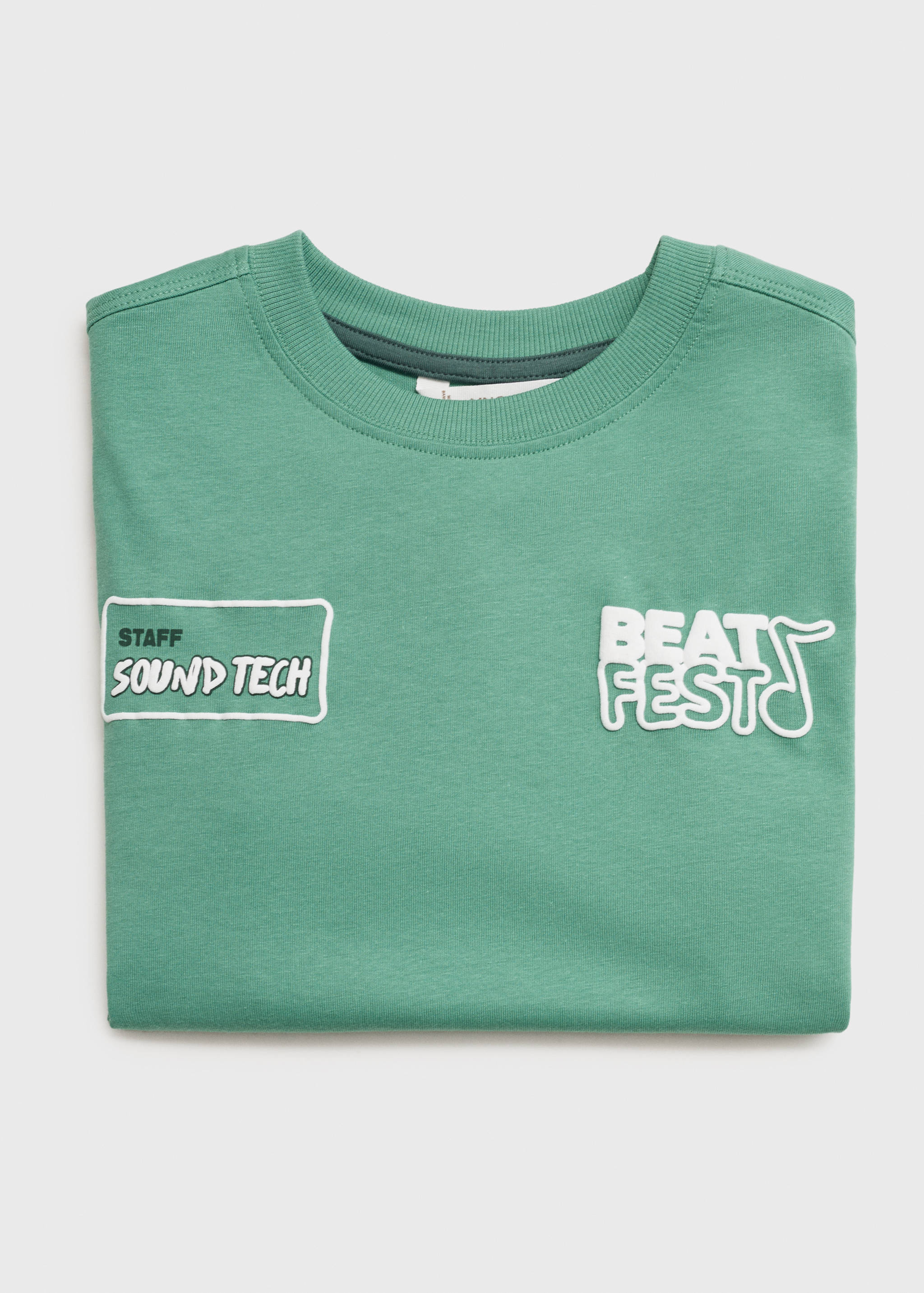 تي شيرت عليه حروف منقوشة مطبوعة - تفاصيل المنتج 0