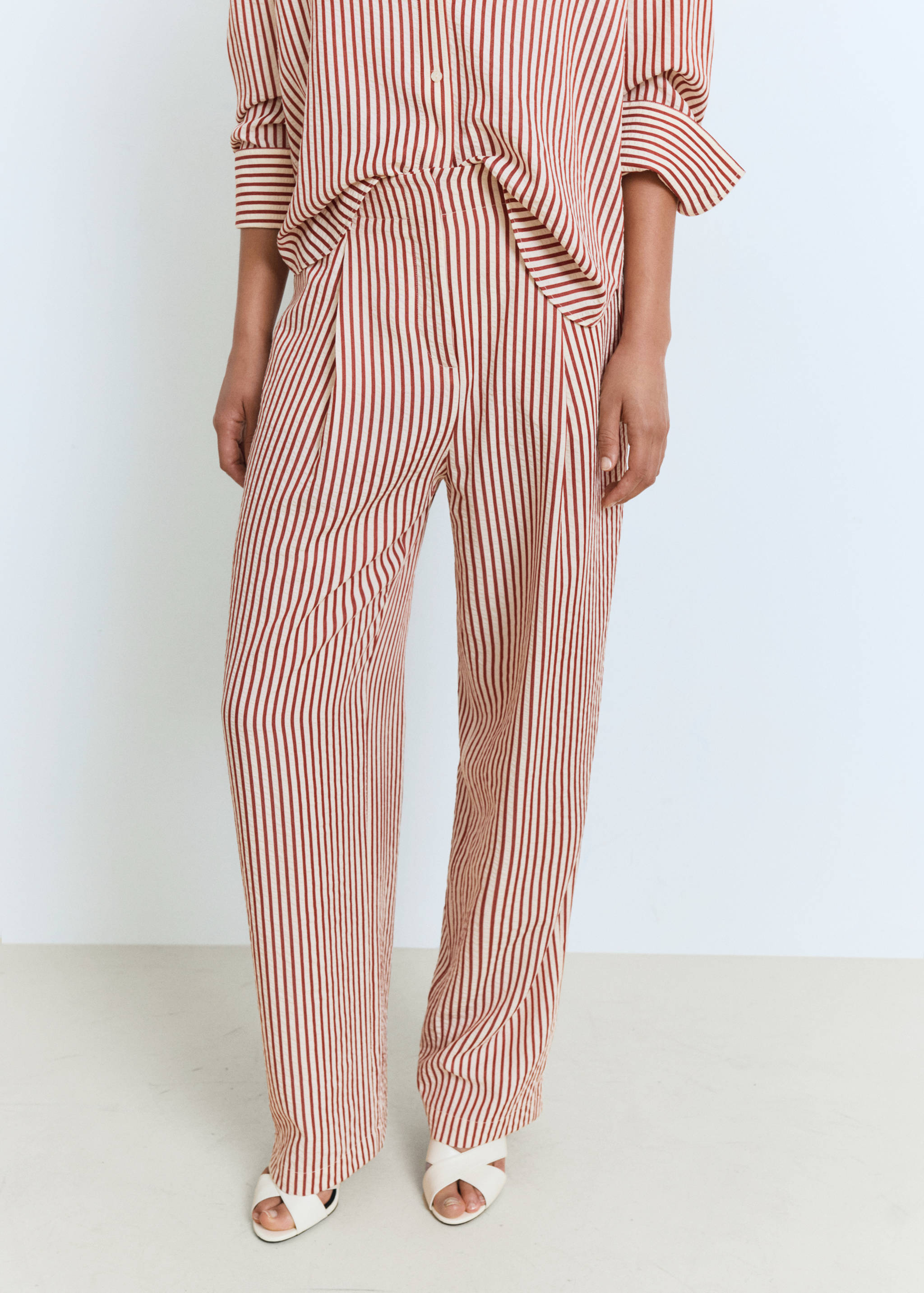 Pleated striped trousers - Details of the article 1