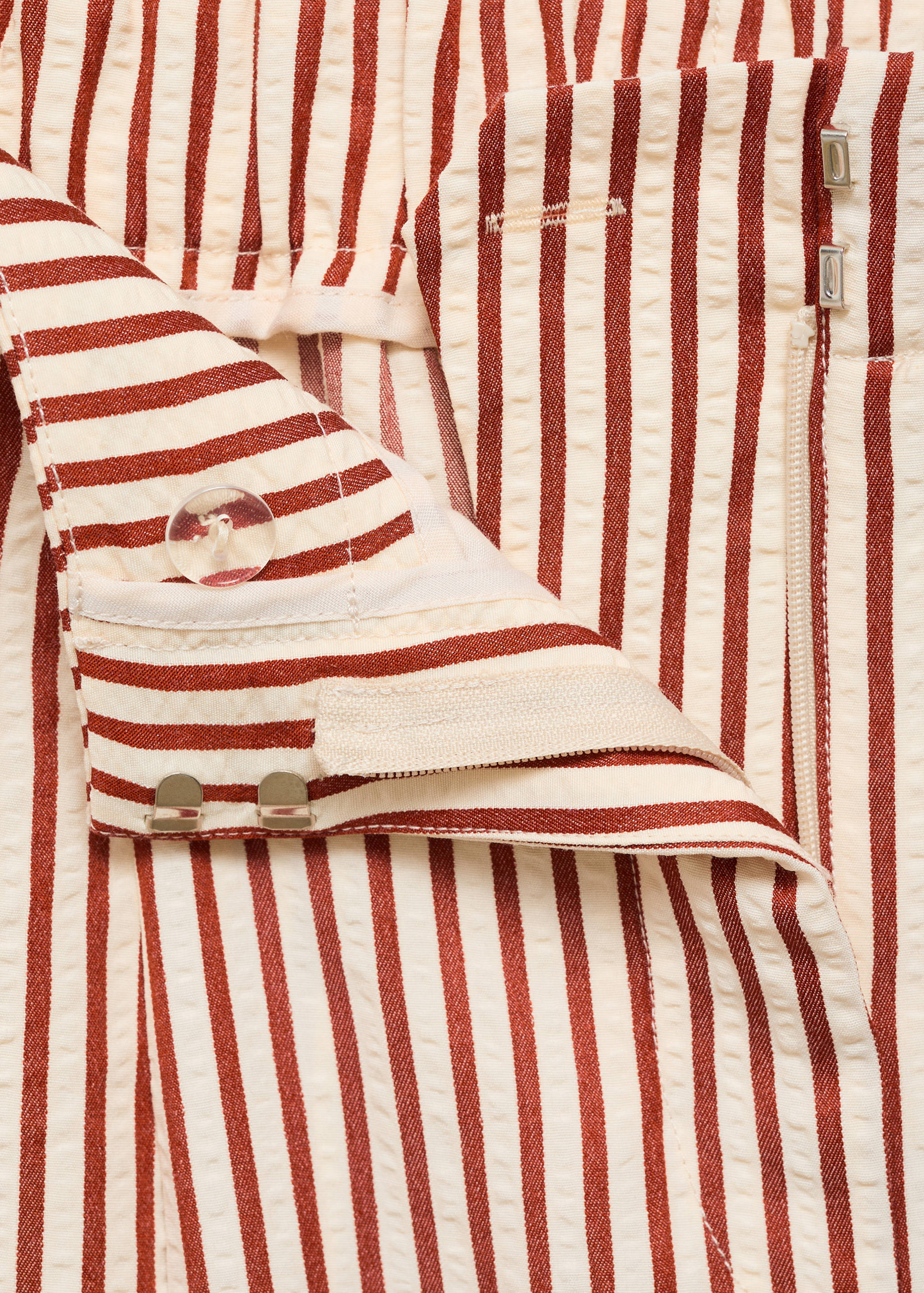 Pleated striped trousers - Details of the article 8