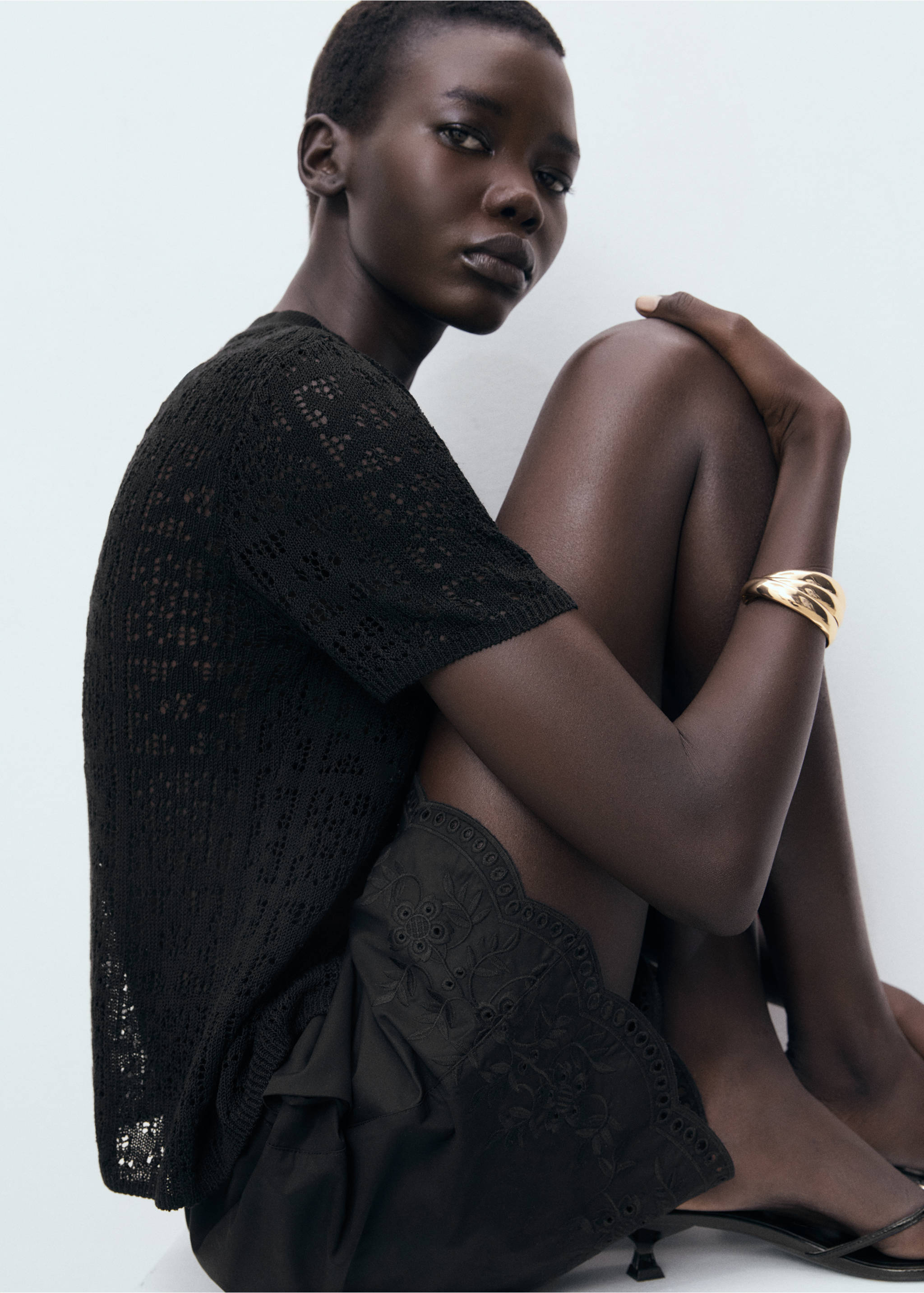 Crochet cardigan with toggle buttons - Details of the article 2, Black. Ref: 17062898-00.