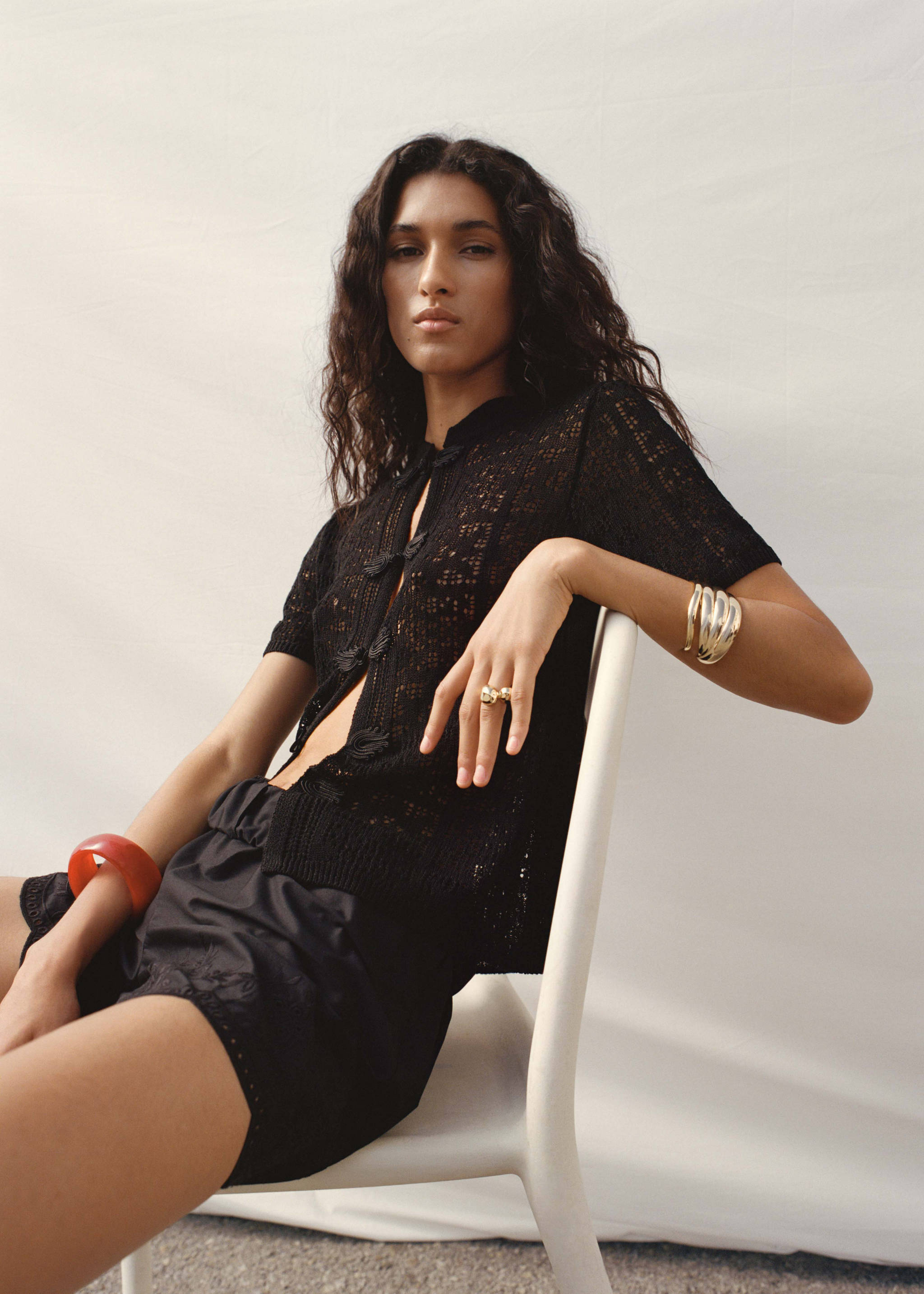 Crochet cardigan with toggle buttons - Details of the article 7, Black. Ref: 17062898-00.