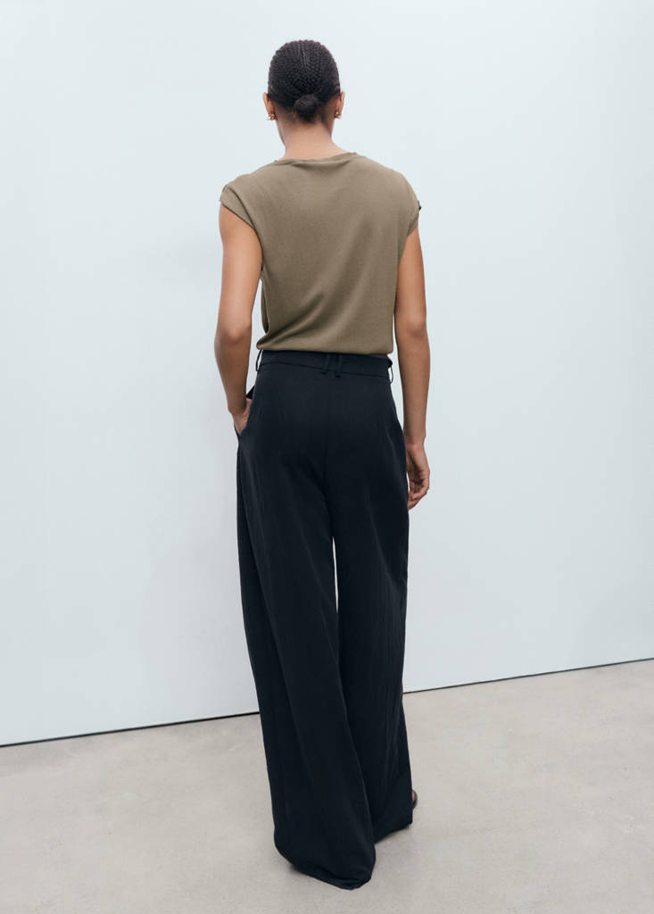Fine-knit sweater with metallic detail — Medium Brown