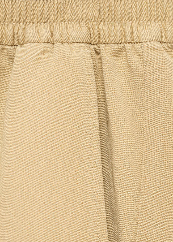 Linen-blend shorts with an elastic waistband — Beige