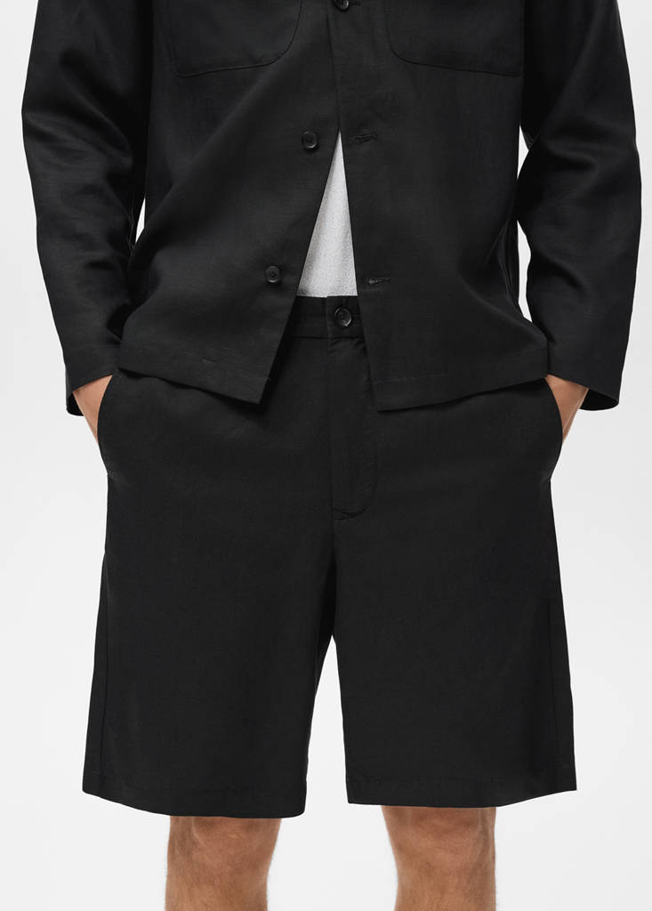 Linen-blend shorts with an elastic waistband — Black
