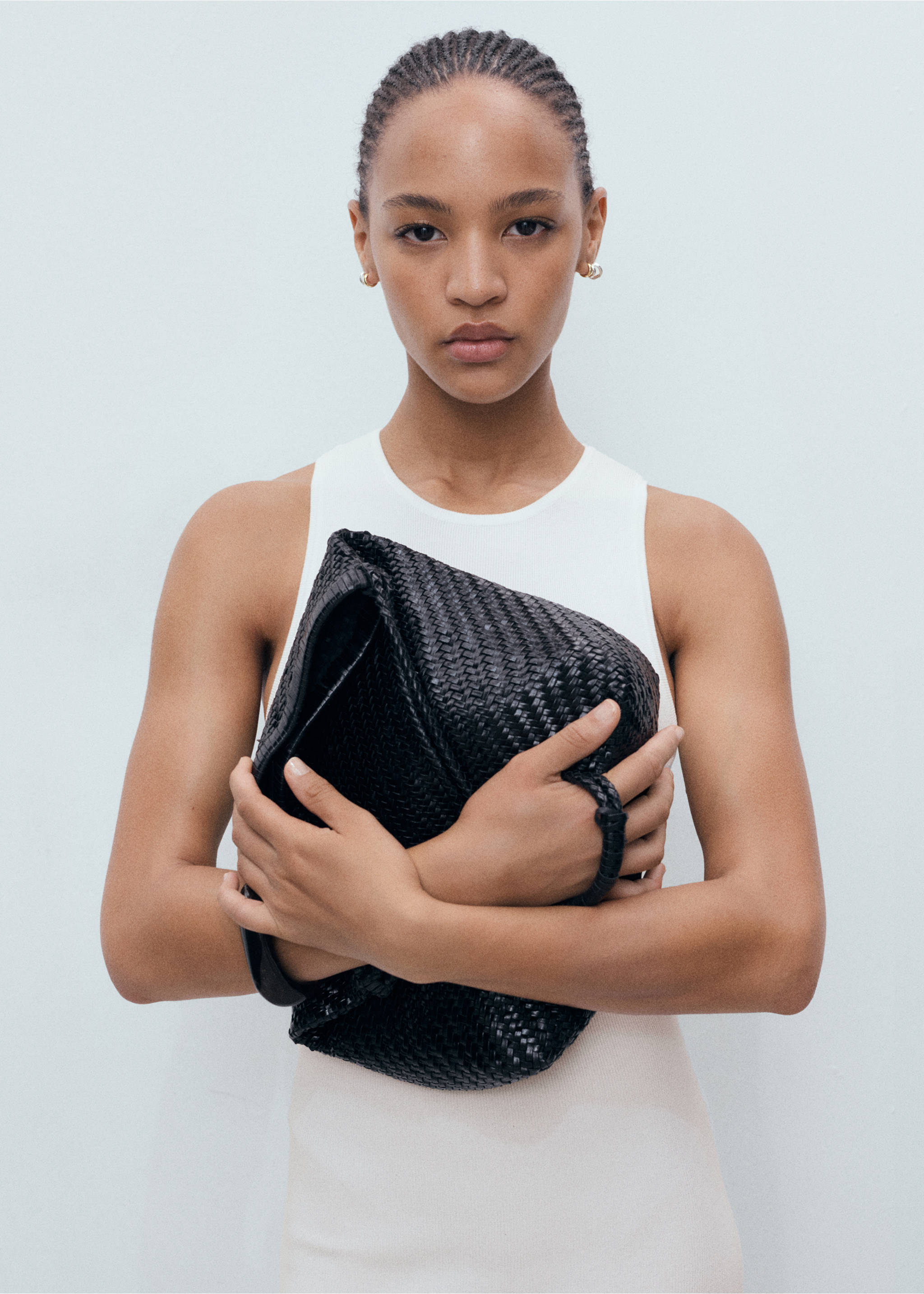 Halter-neck knitted dress - Medium plane, White. Ref: 17062903-00.