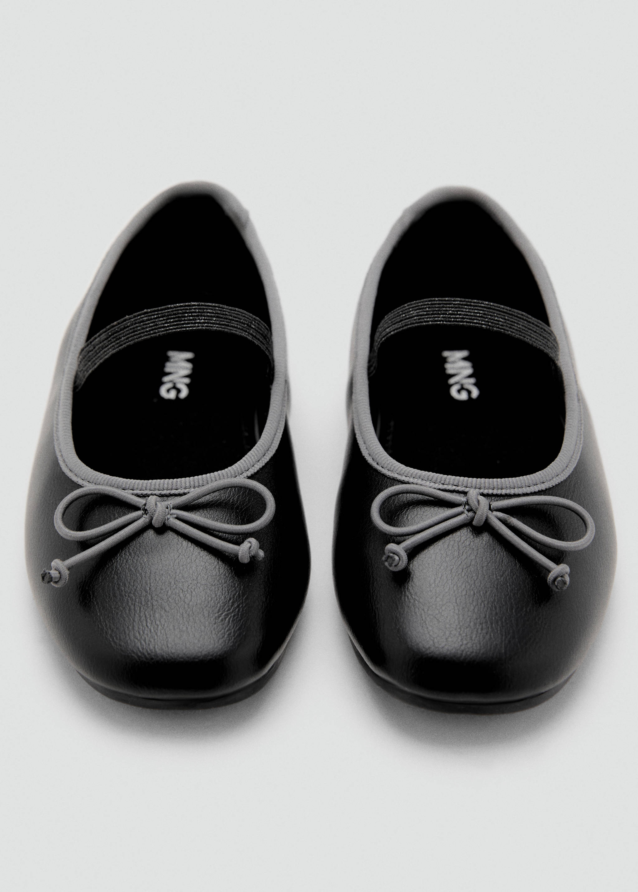 Two-tone ballet flats with bow - Details of the article 2