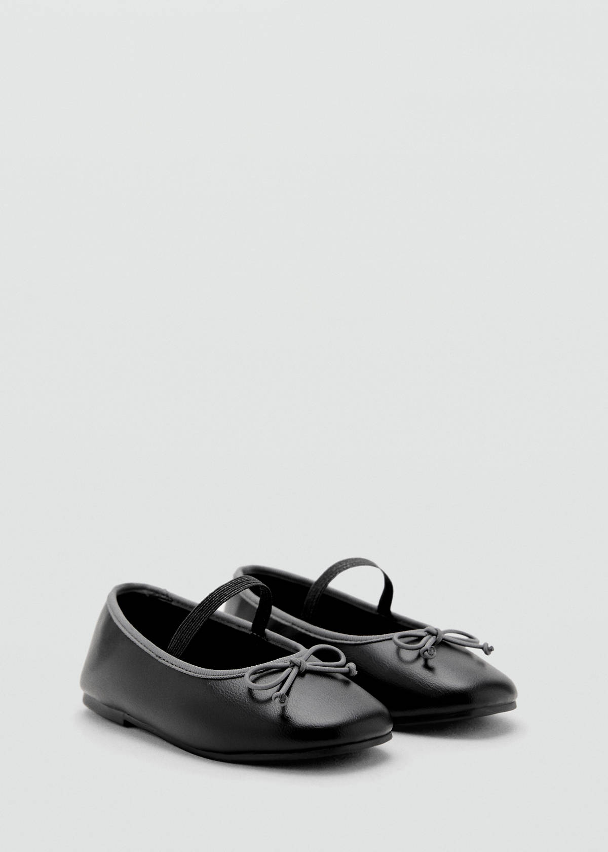 Two-tone ballet flats with bow — Black