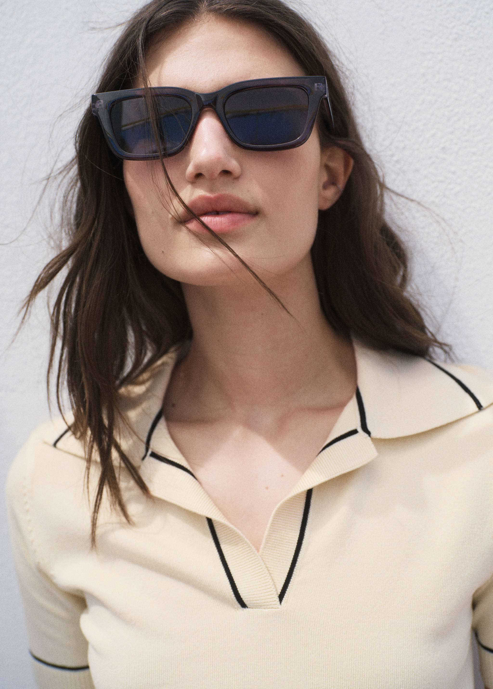 Pullover mit Polokragen und Kontrastborten - Detail des Artikels 1