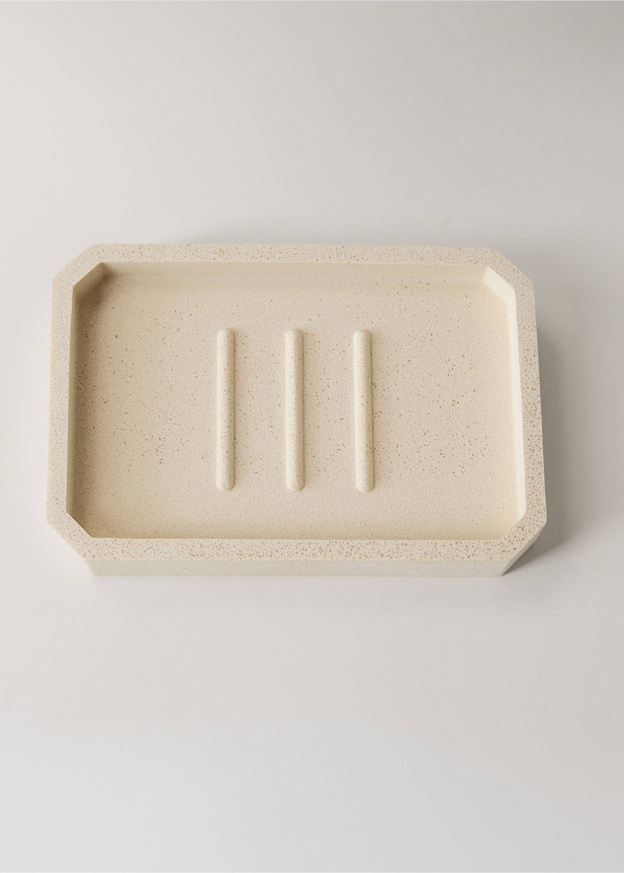 Square resin soap dish - Details of the article 2, Sand. Ref: 17062919-00.
