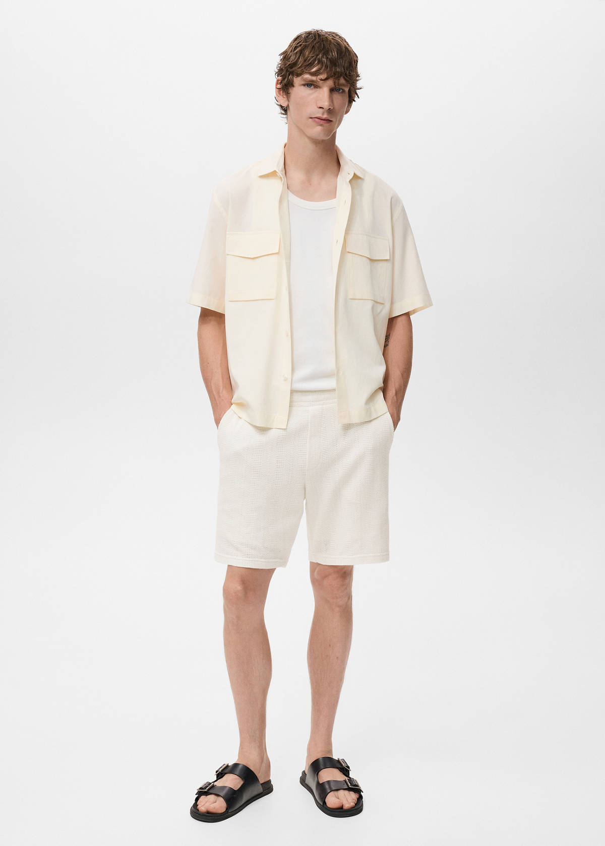 Structured knitted shorts — Off White