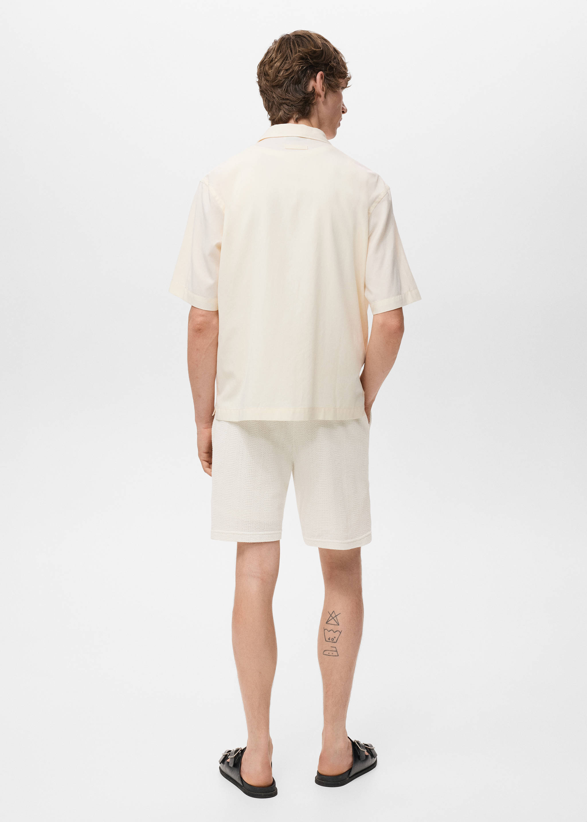 Bermuda en maille structuré - Verso de l’article