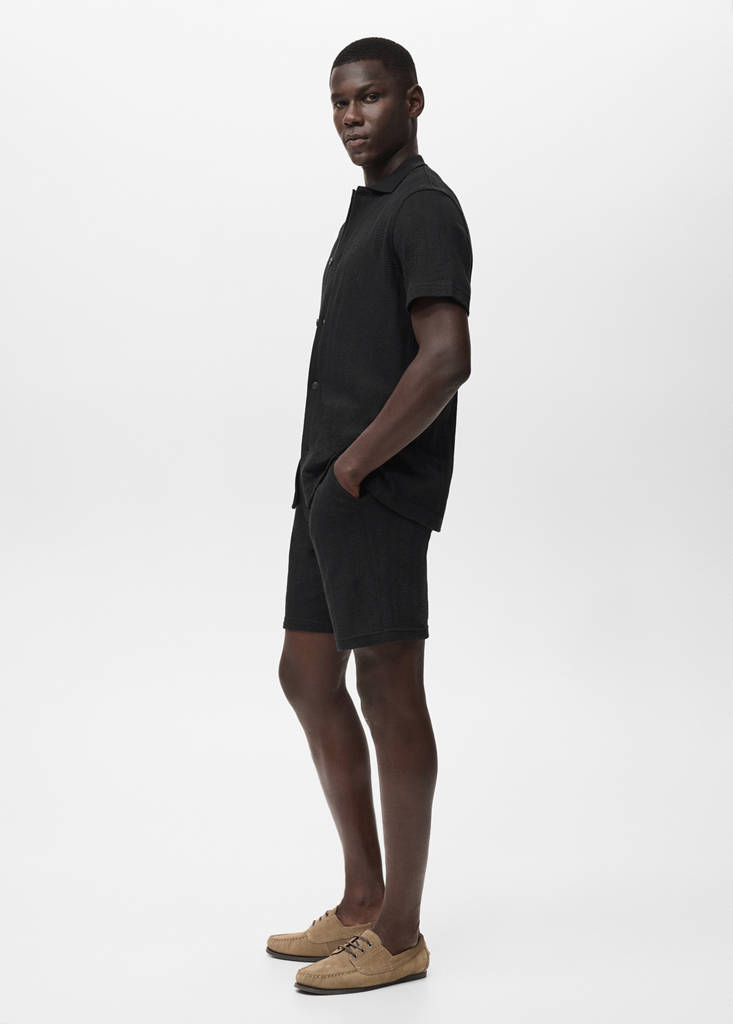 Structured knitted shorts — Black