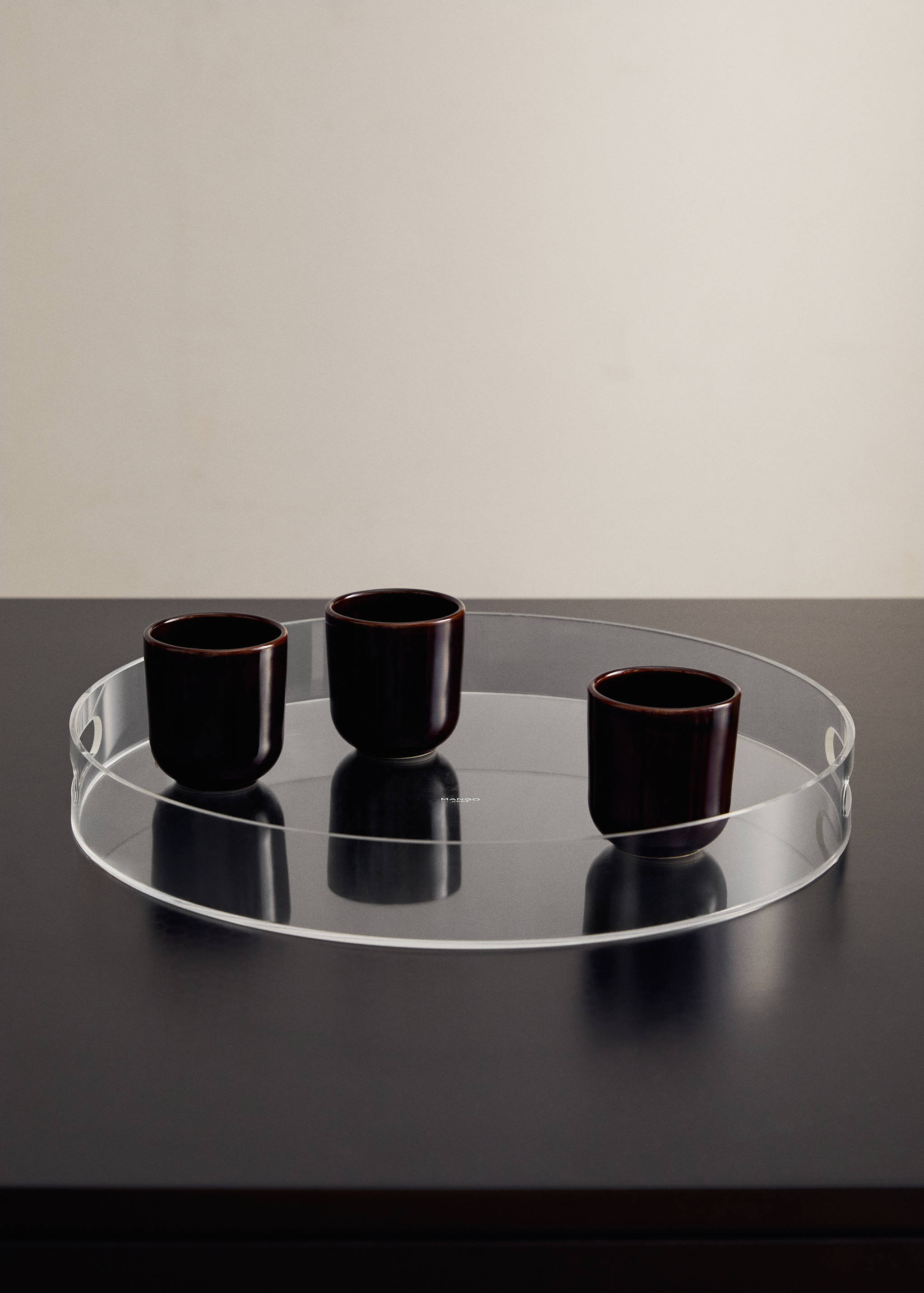 Round acrylic tray - General plane