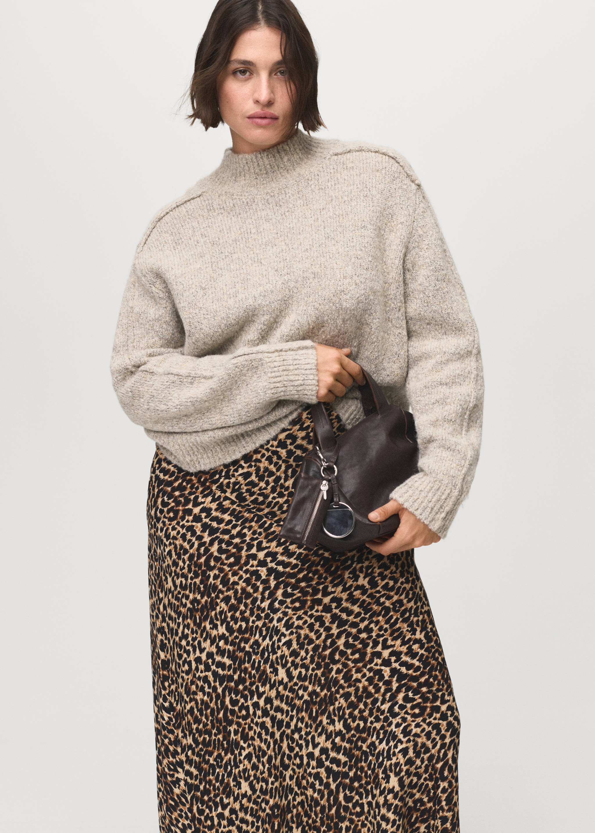 Leopard midi skirt - Details of the article 5