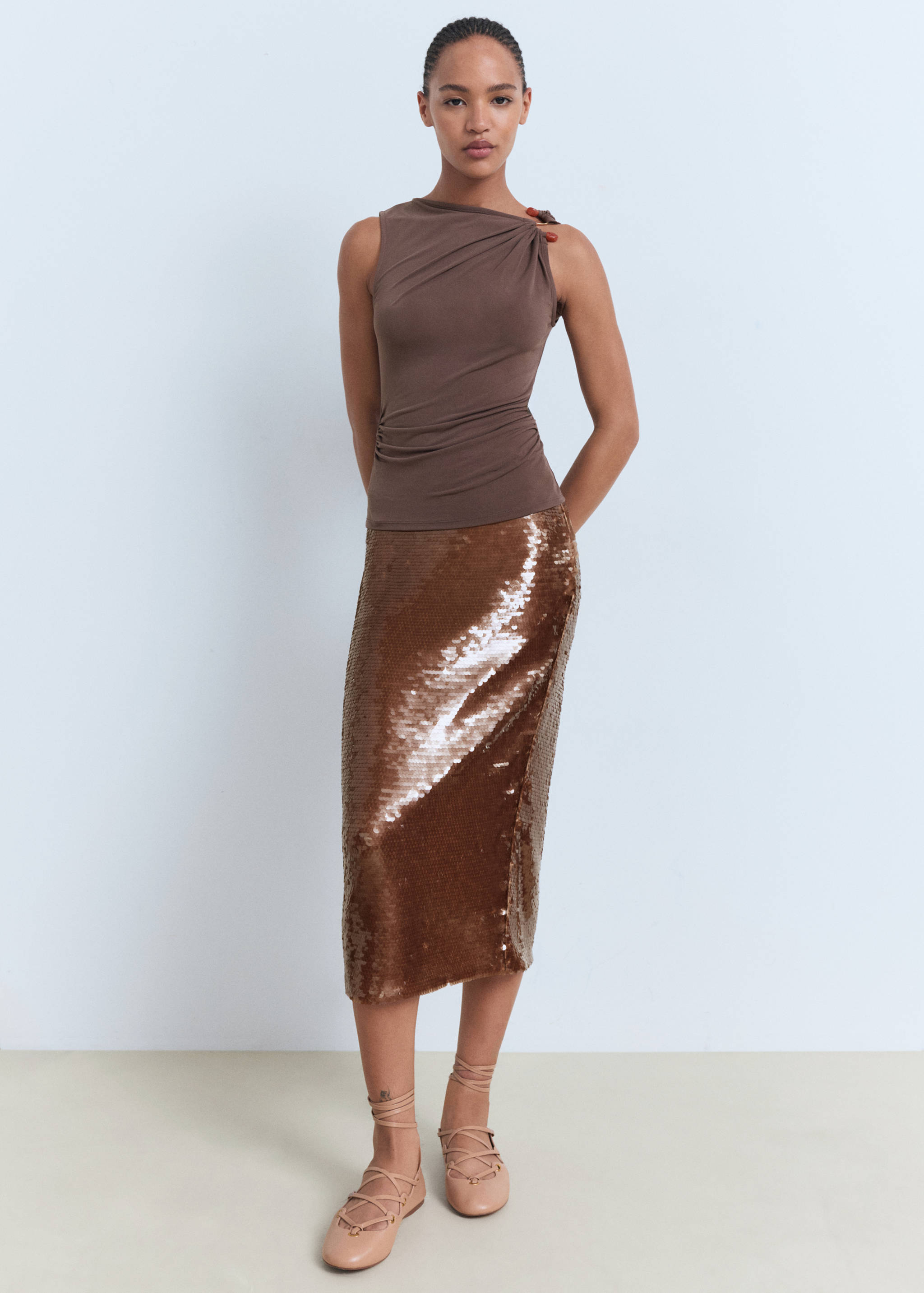 Rüschen-Top mit Juwelendetail - Allgemeine Ansicht