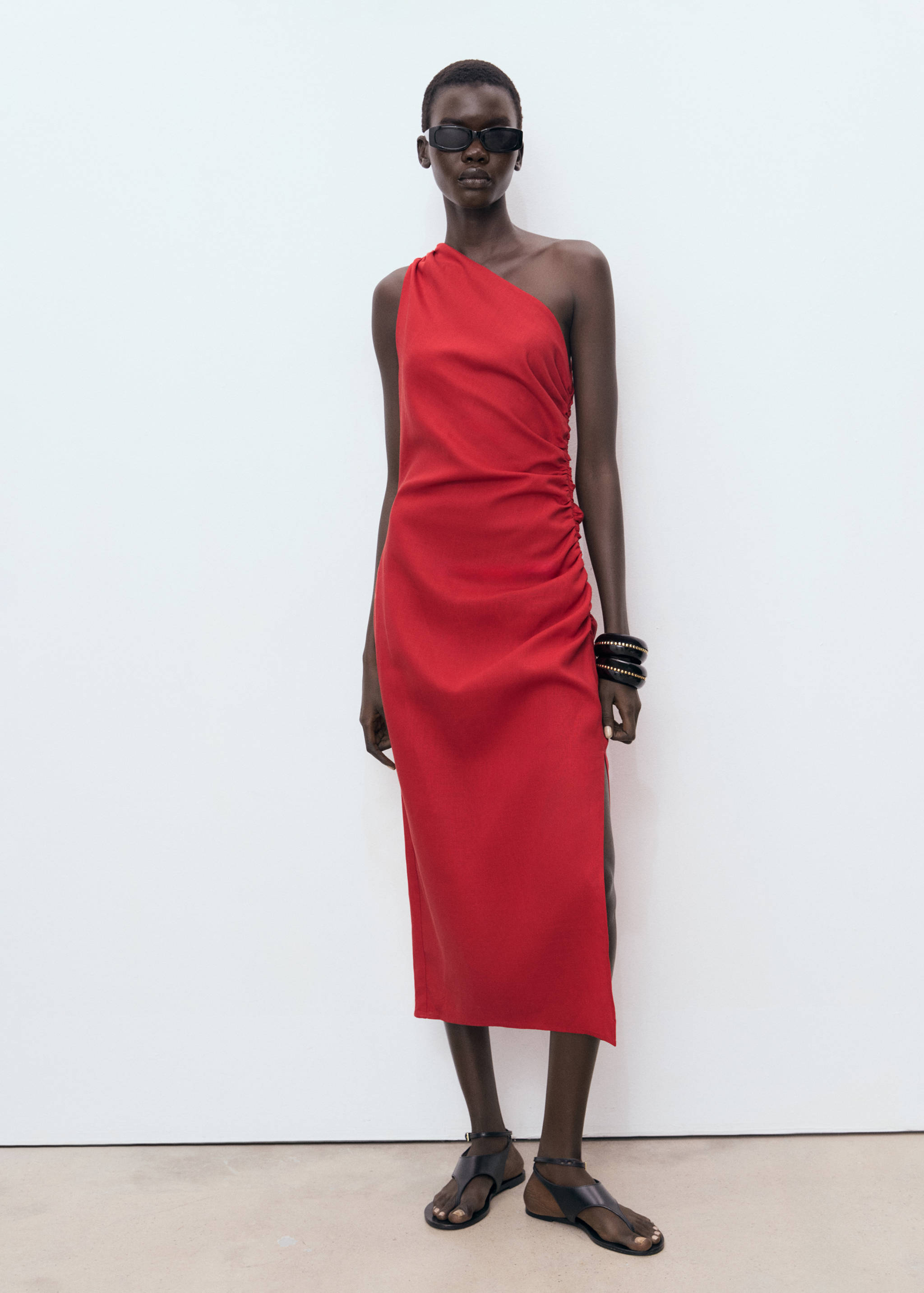 Lyocell dress with asymmetrical neckline - General plane