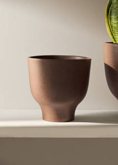 Small terracotta planter — Brown 1