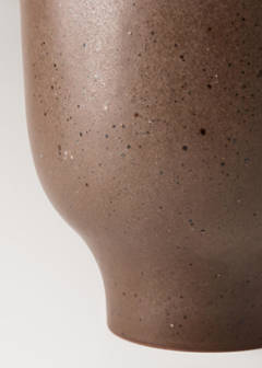 Small terracotta planter — Brown 3