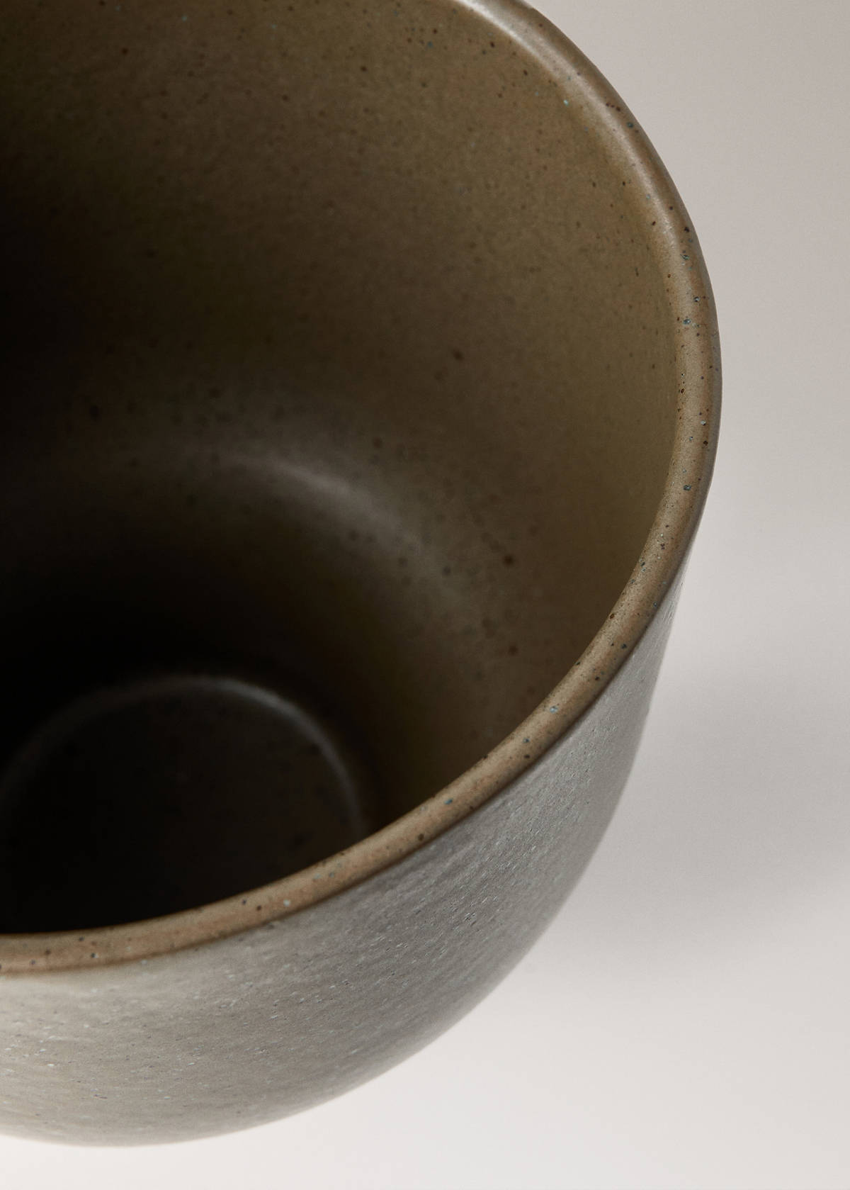Small terracotta planter — Olive Green