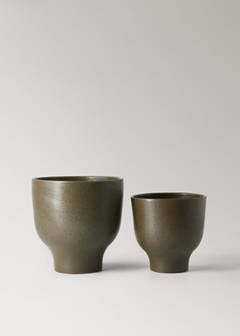 Small terracotta planter — Olive Green 4