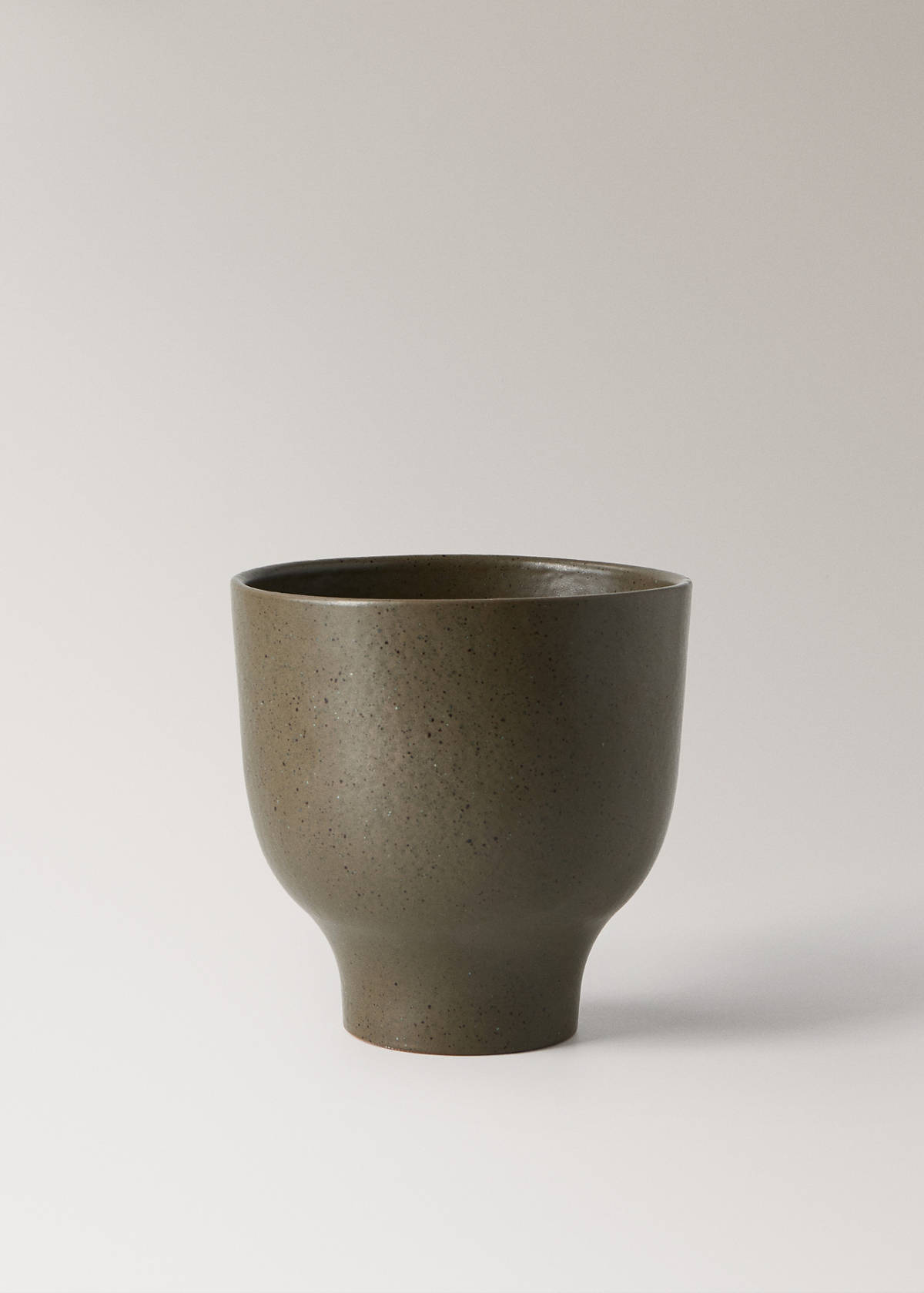 Small terracotta planter — Olive Green