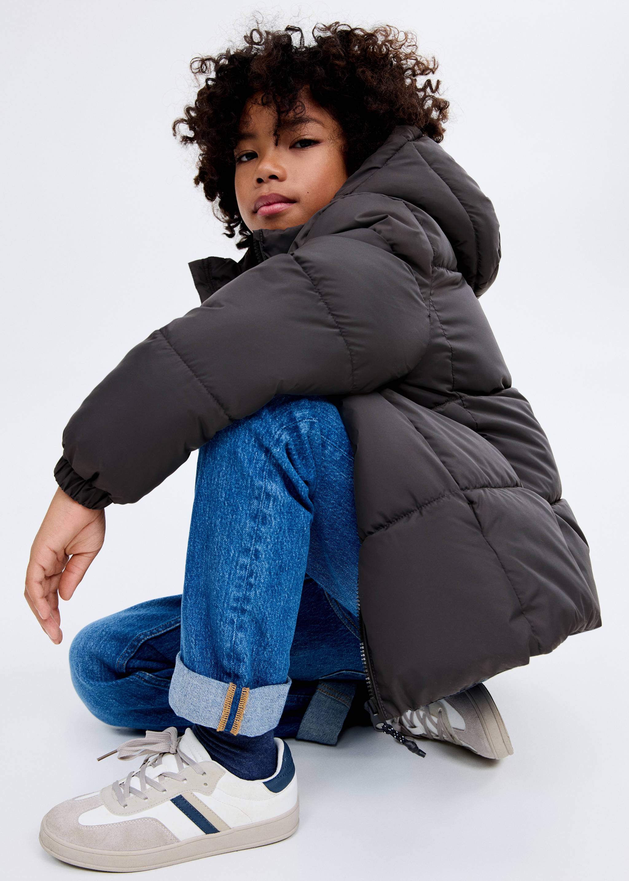 Anorak matelassé à capuche - Plan moyen