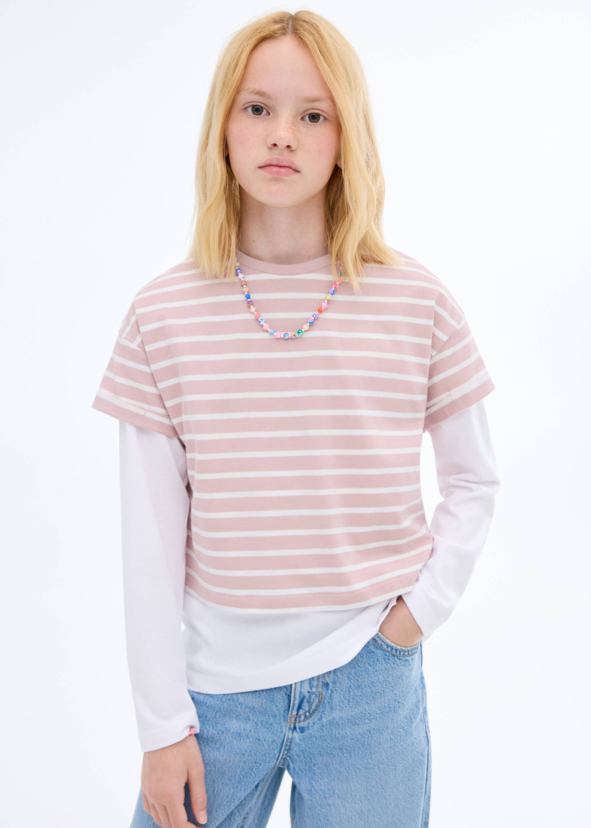 Striped short-sleeved t-shirt - Medium plane