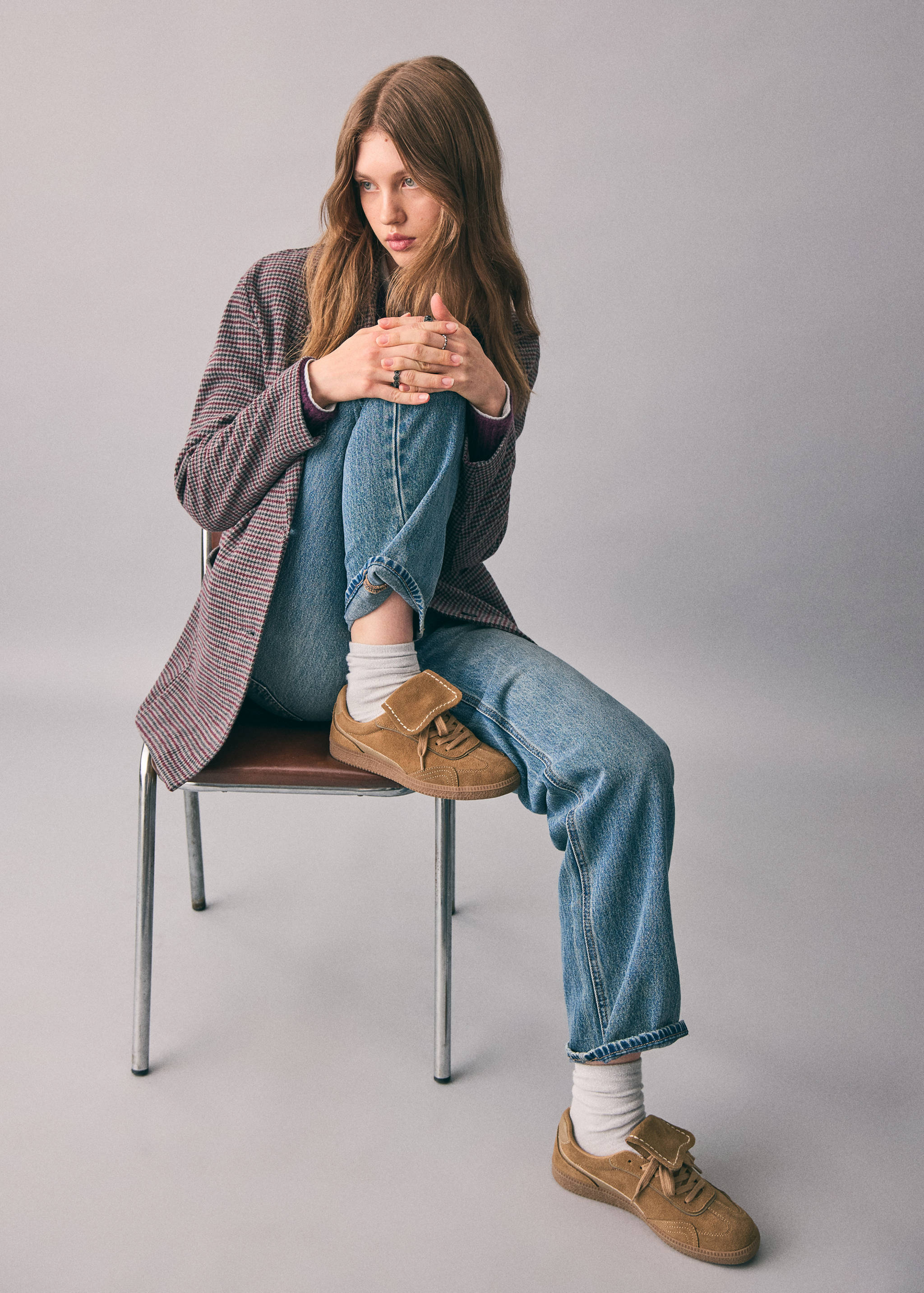 Кроссовки из комбинации кожи и спилка - Деталь изделия 9