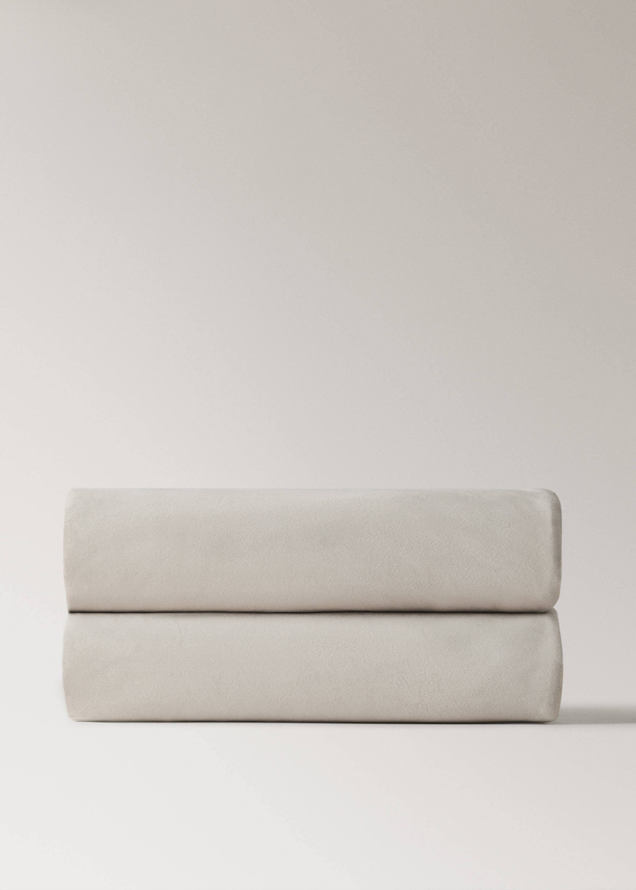 Large faux-fur textured blanket - Details of the article 4