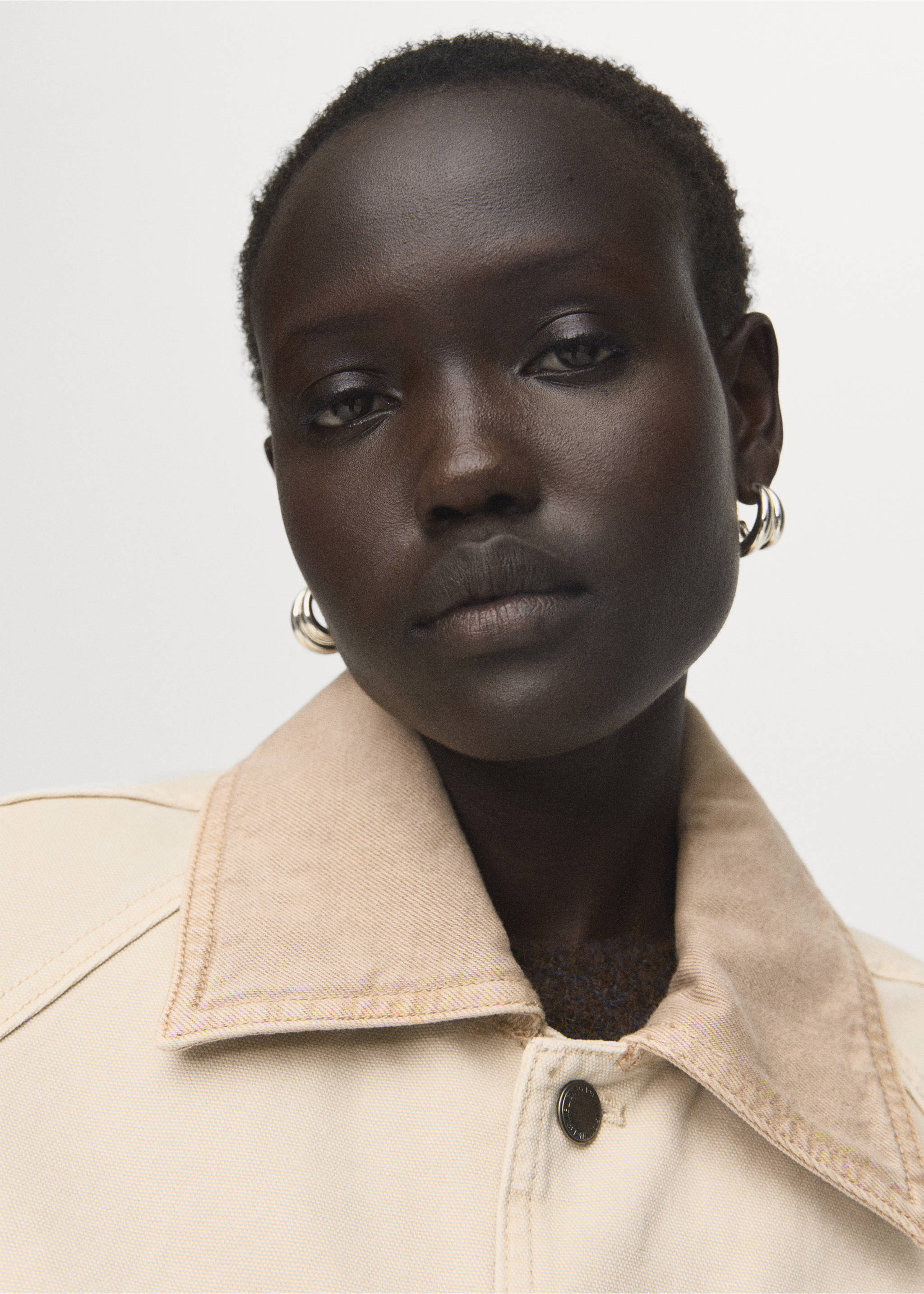 对比色领口牛仔布派克大衣 - null, 米色. Ref: 17063319-00.