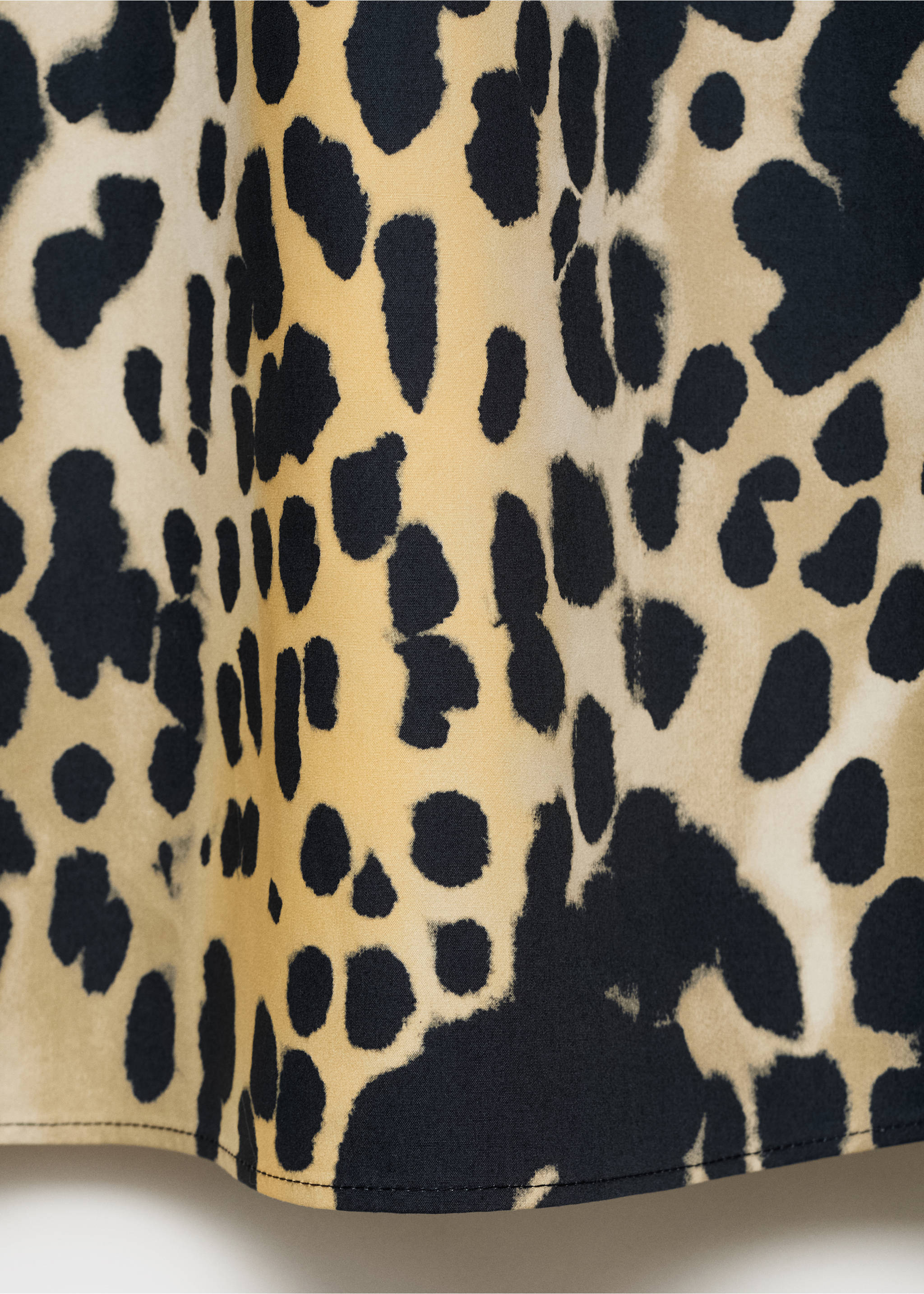 تنورة ميدي عليها نقش فهد - تفاصيل المنتج 8, أسود. Ref: 17063326-00.