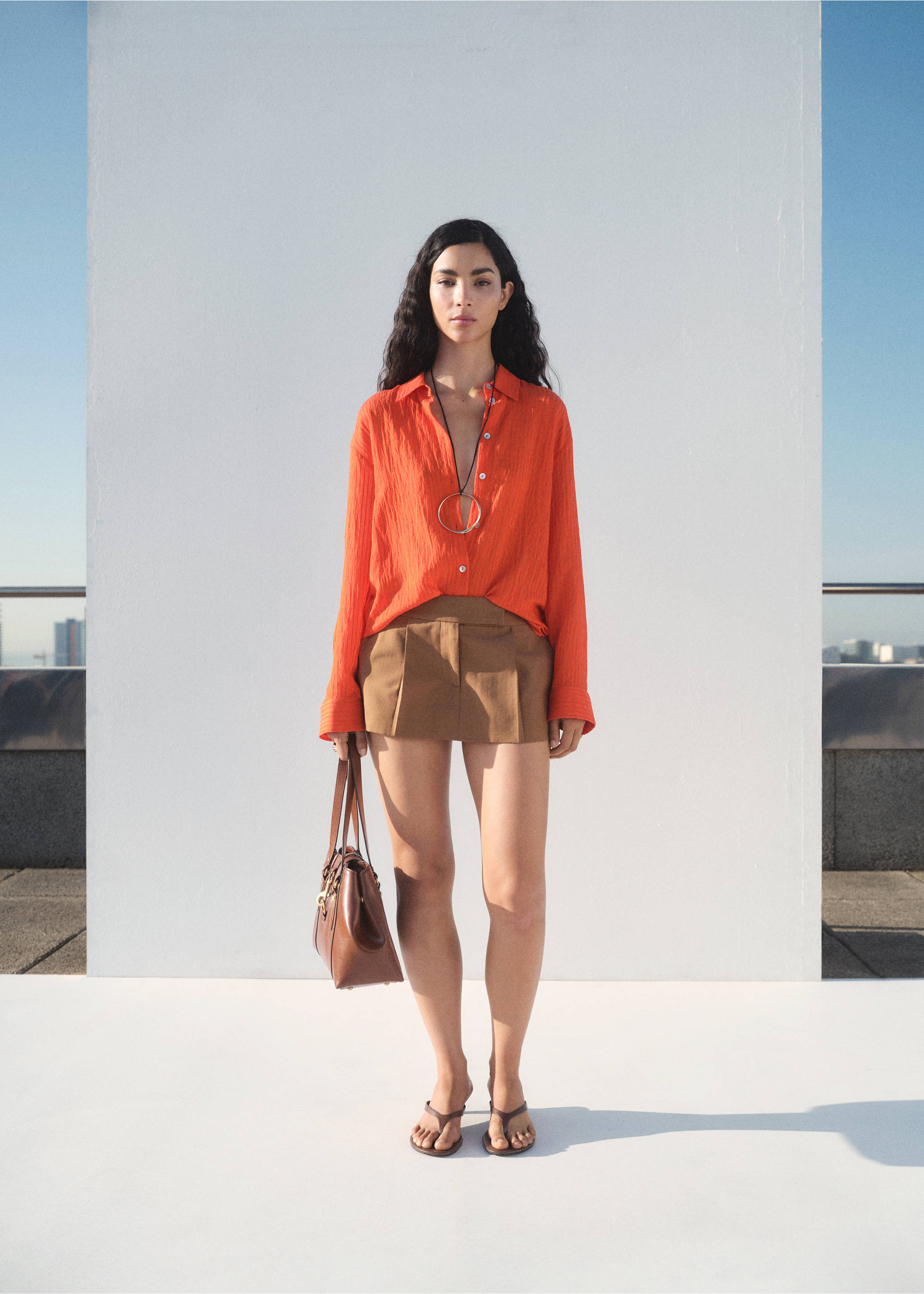 Chemise oversize effet froissé - Plan général, Orange. Ref: 17063328-00.