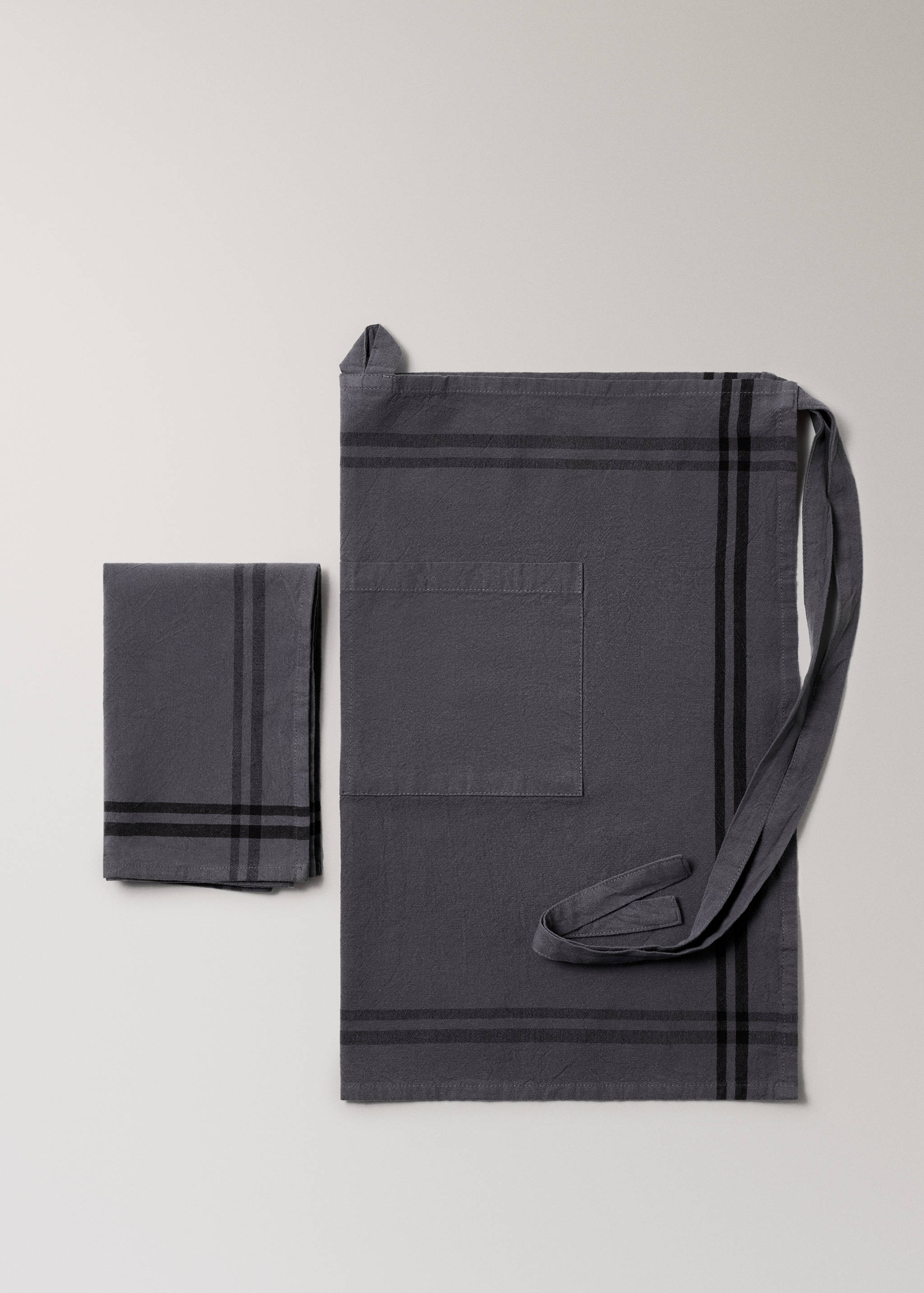 Overdyed striped apron - Details of the article 4