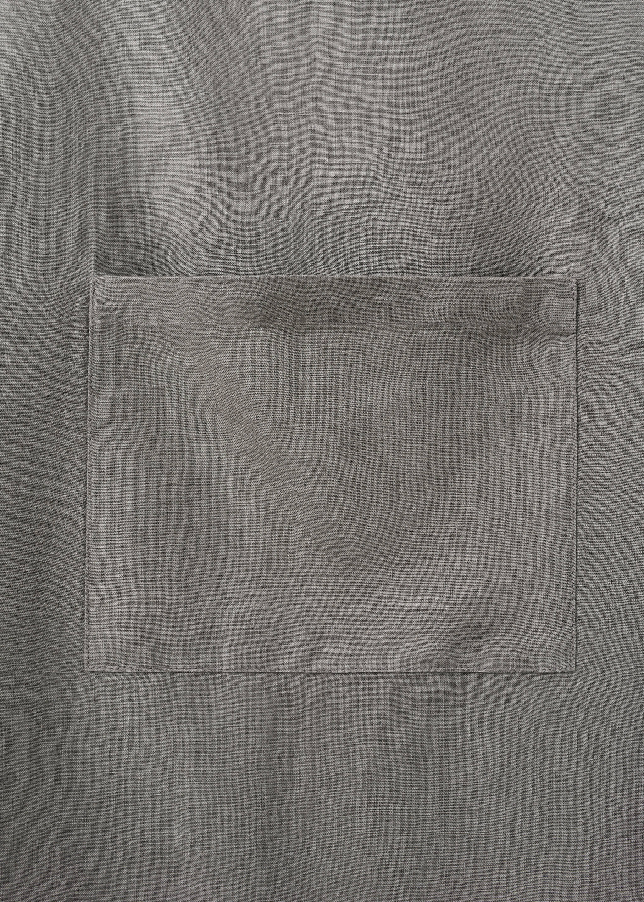 Overdyed linen apron - Details of the article 2