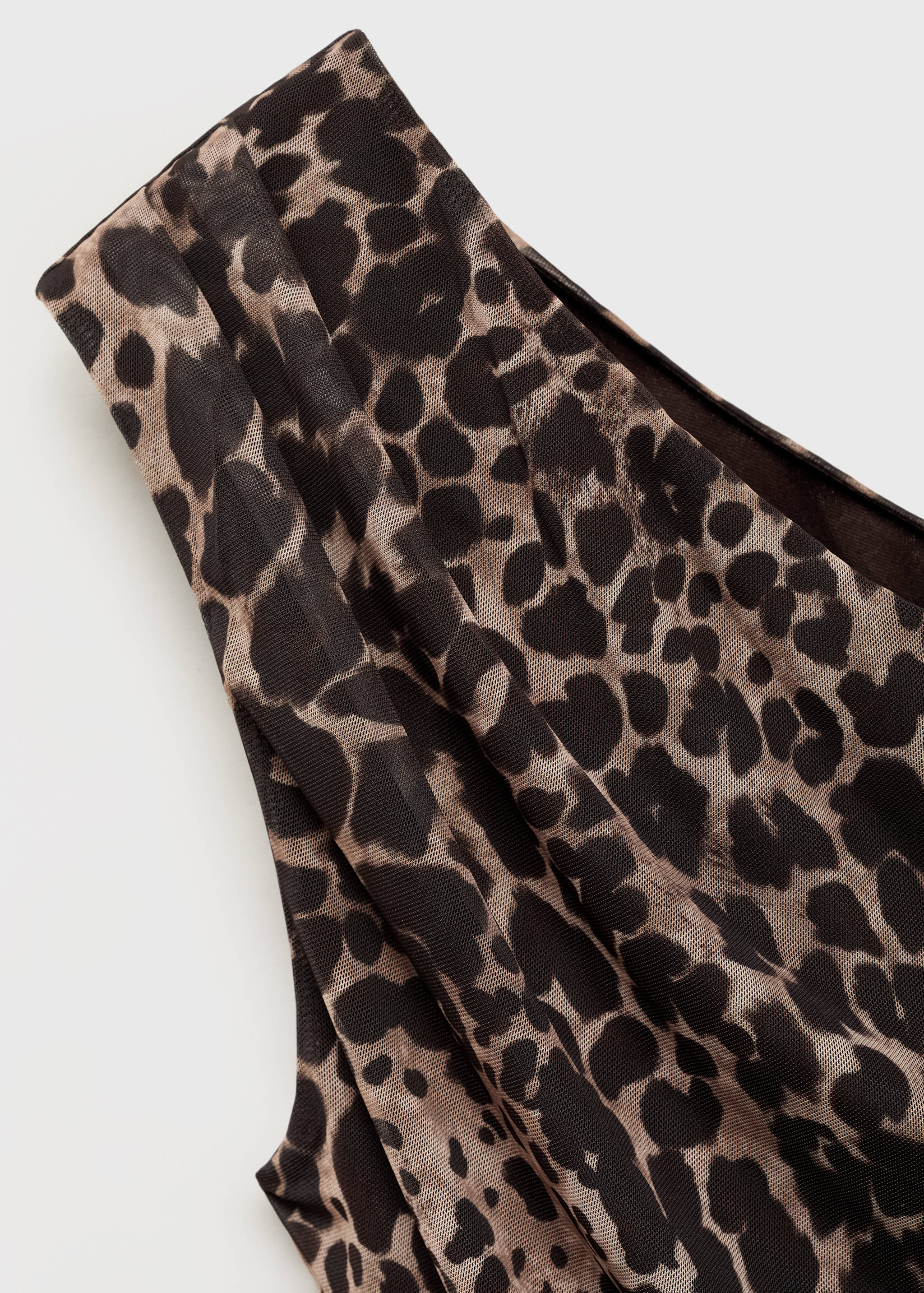 Asymmetrical leopard-print top - Details of the article 8