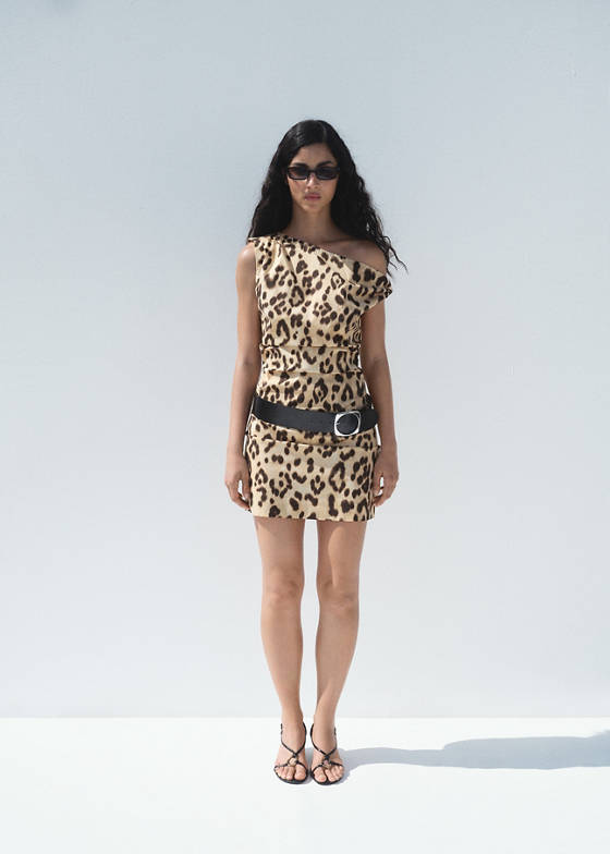 Leopar desenli asimetrik yaka elbise