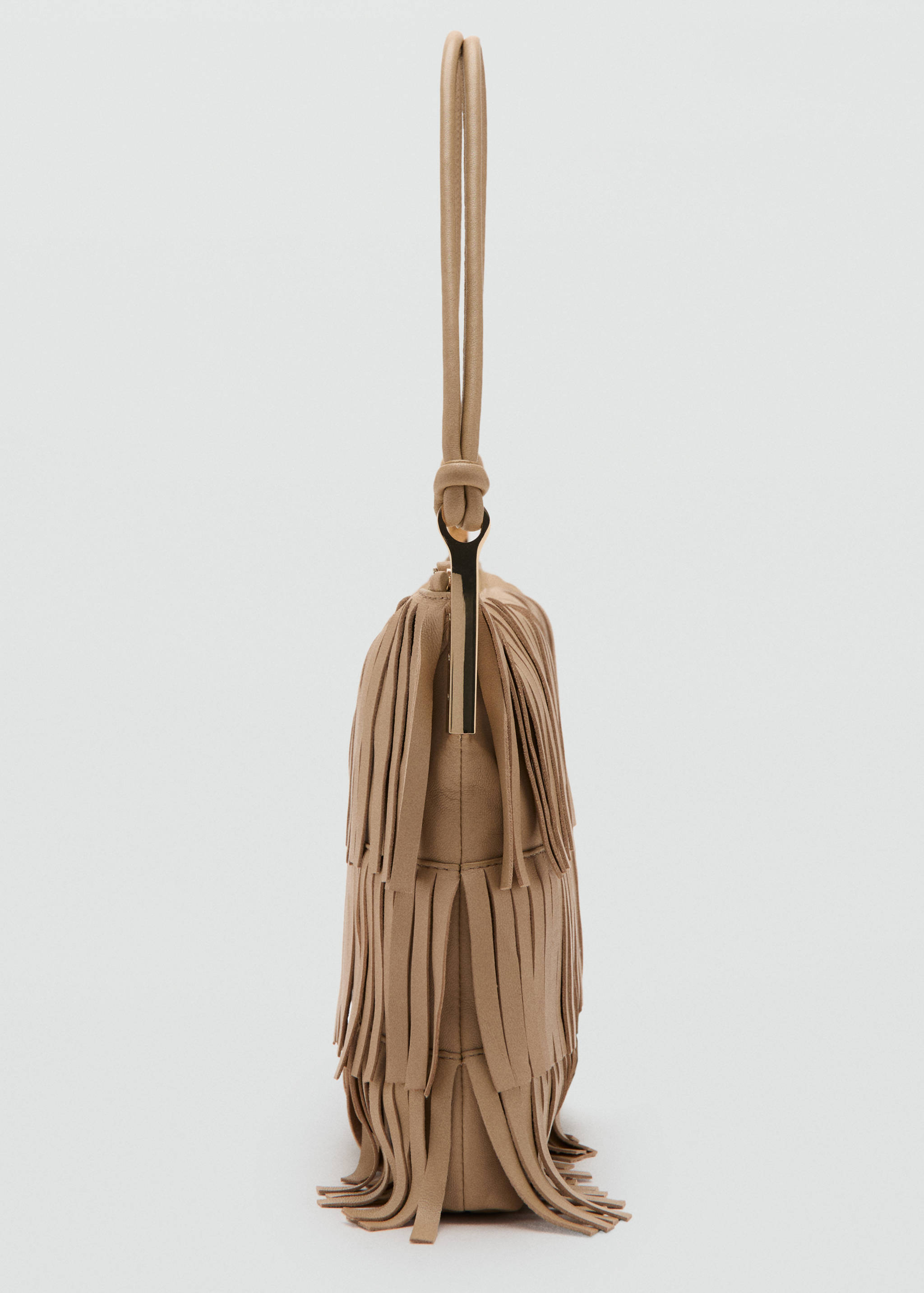 Large leather shoulder bag with fringes - Details of the article 1