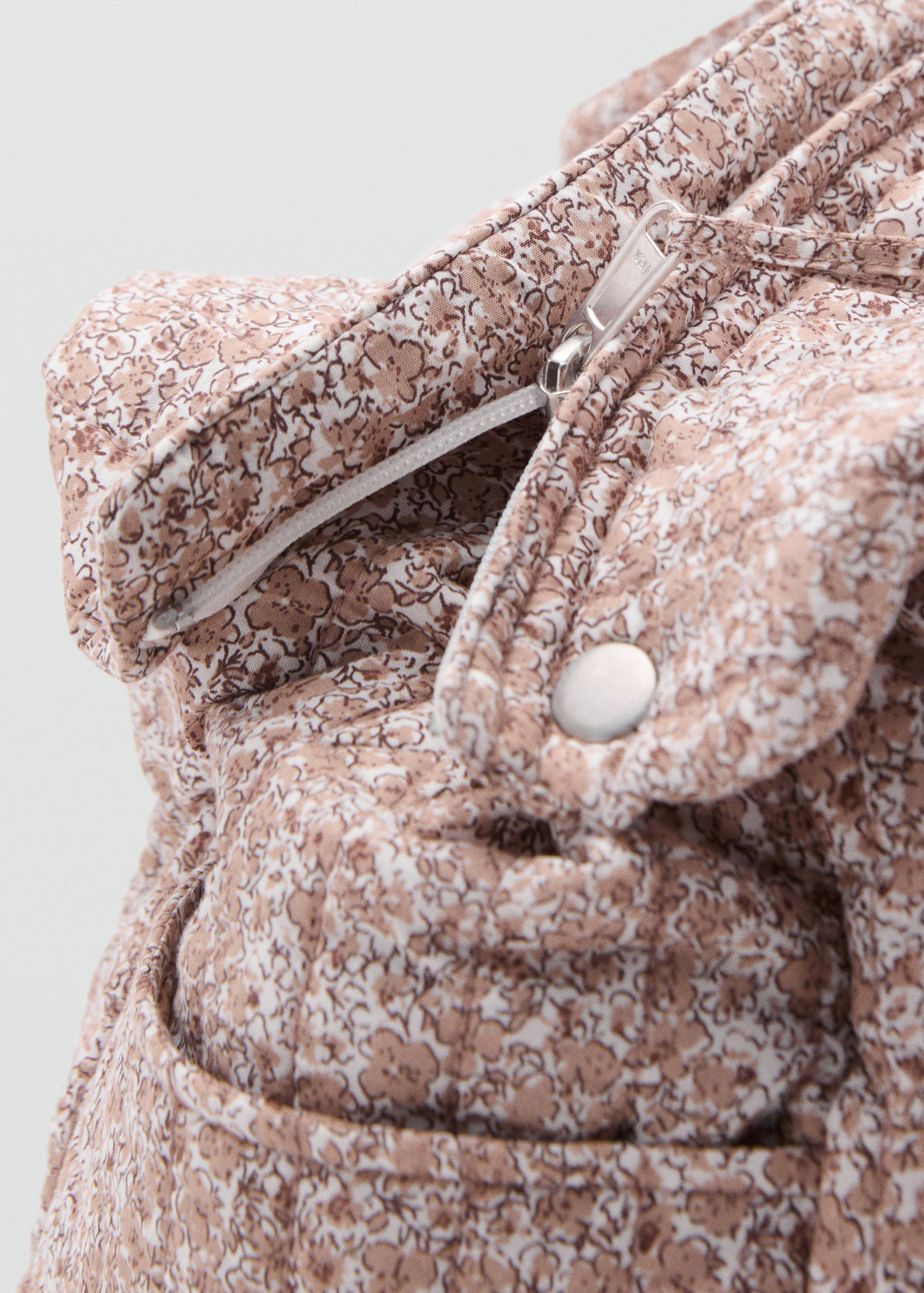 حقيبة أمومة بطبعة زهور - تفاصيل المنتج 1