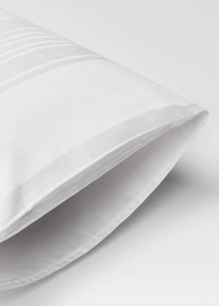 Two 300-thread count cotton satin striped pillowcases 50x75 cm — White