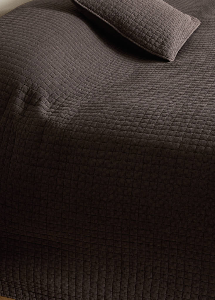 Steppdecke aus Garment-dyed-Baumwolle mit Karomuster für 130/150 cm Bett — Kaffeebraun