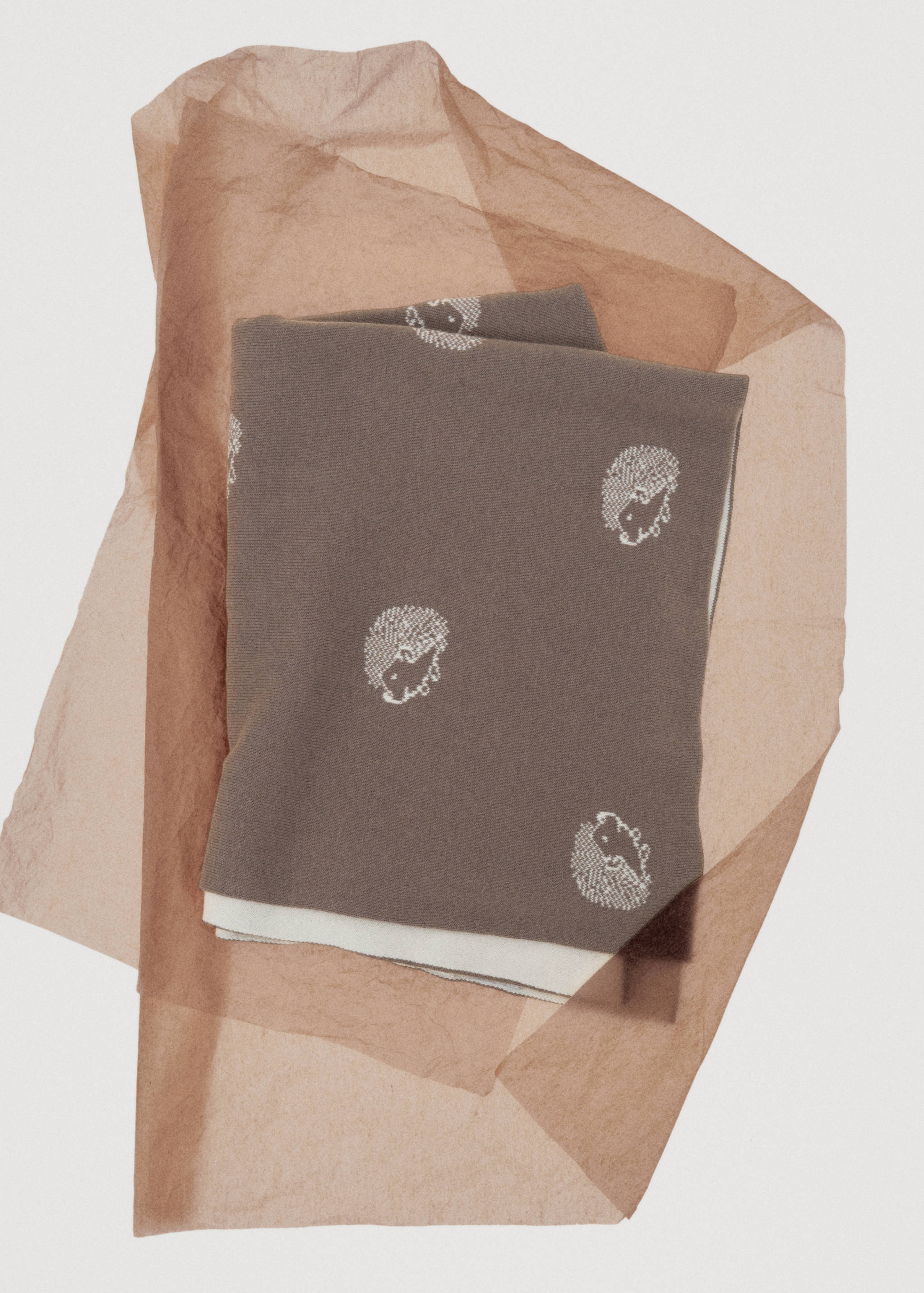 Jacquard children’s blanket with hedgehog design - Details of the article 7