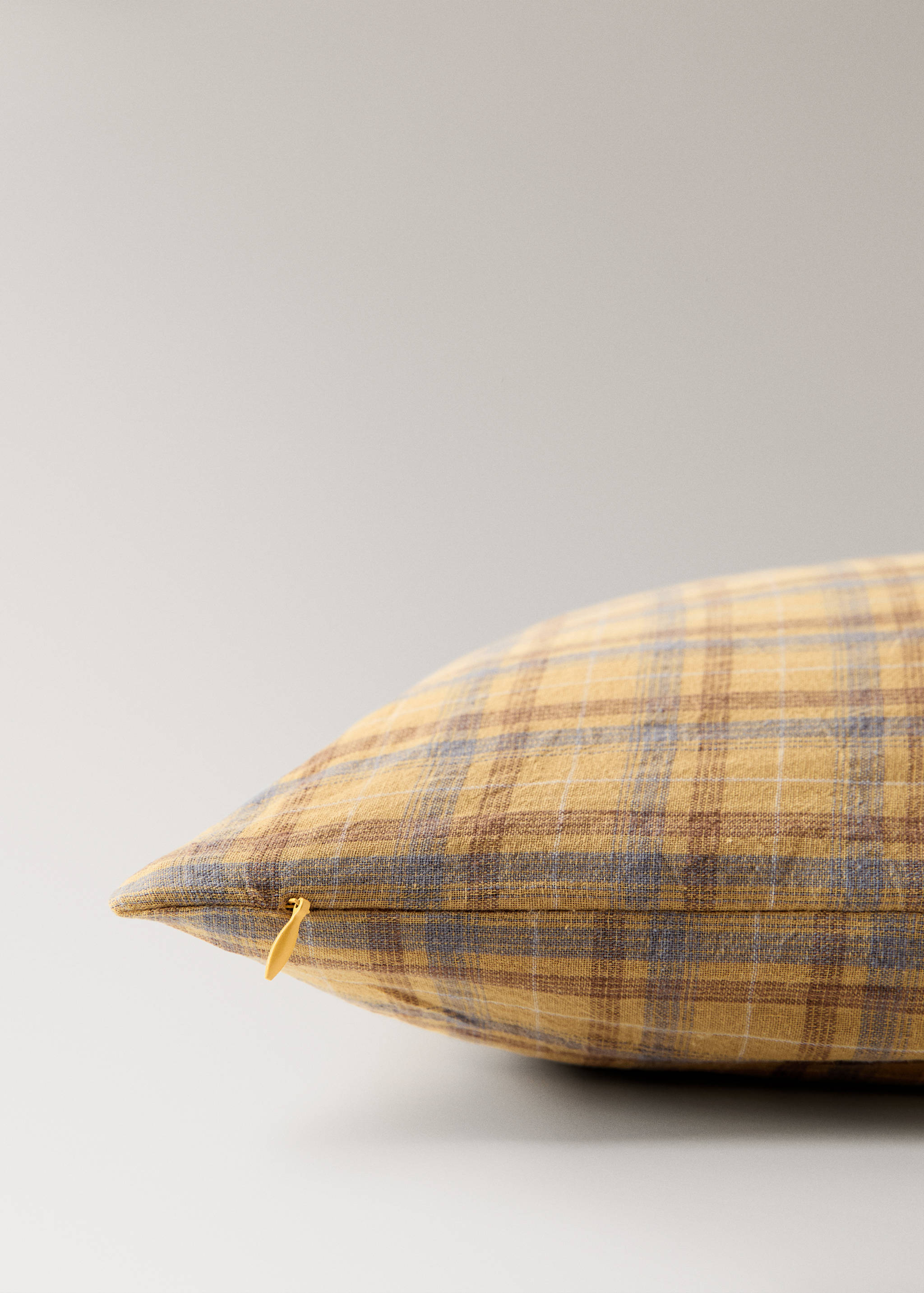 Multi-coloured check children's cushion cover 40x60 cm - Details of the article 3