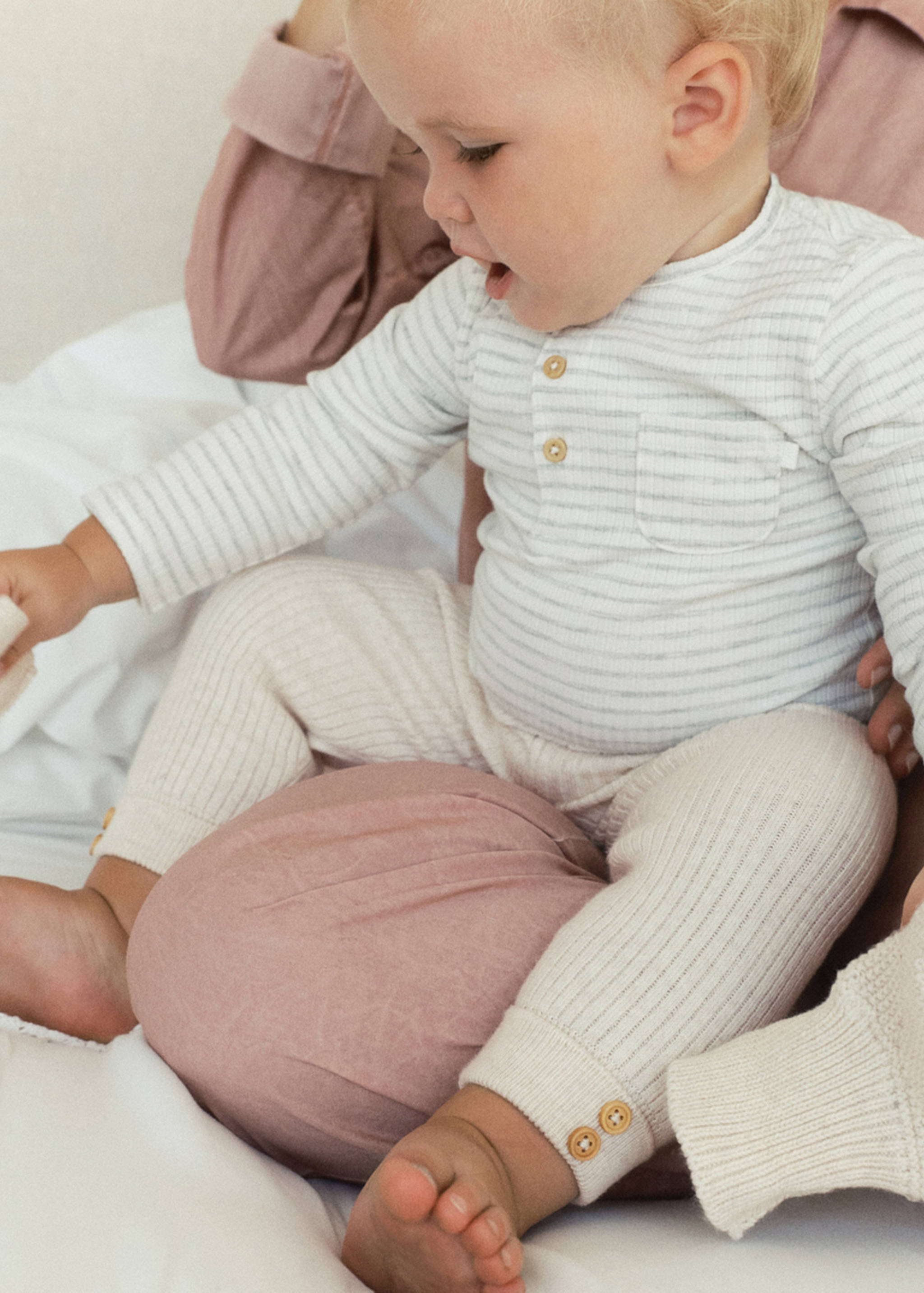 Pamut csíkos baba body - Általános sík