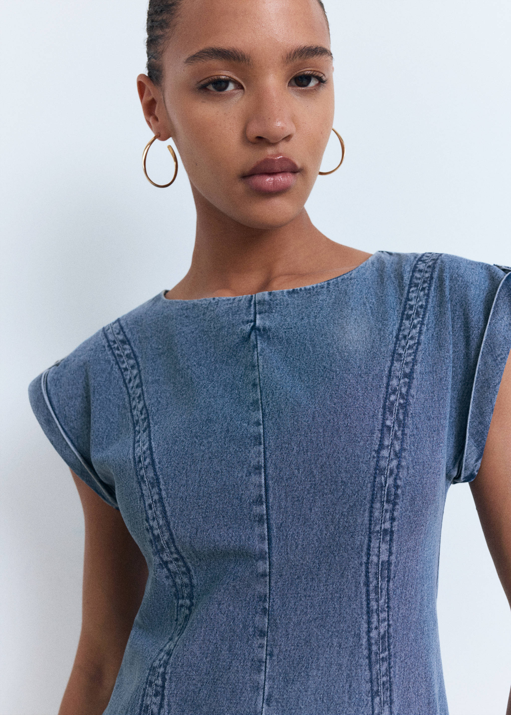 Denim dress with seam detail - Details of the article 1