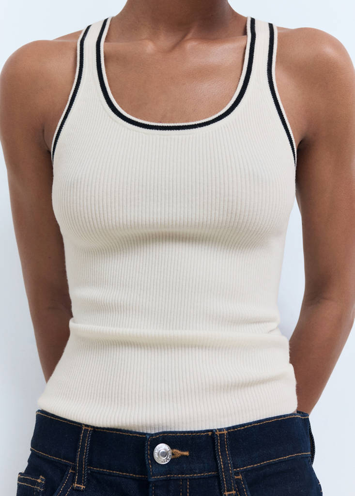 Knitted top with contrast details — Ecru