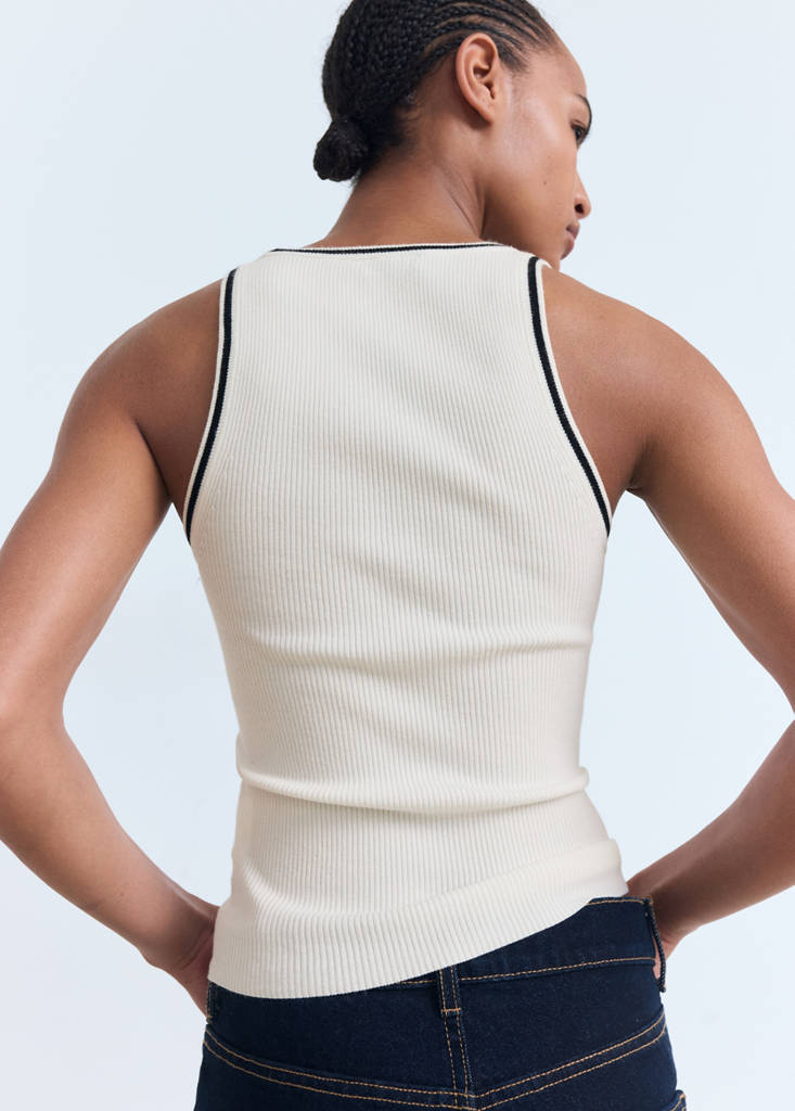 Knitted top with contrast details — Ecru
