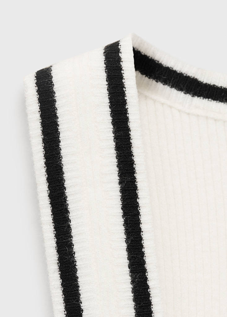 Knitted top with contrast details — Ecru